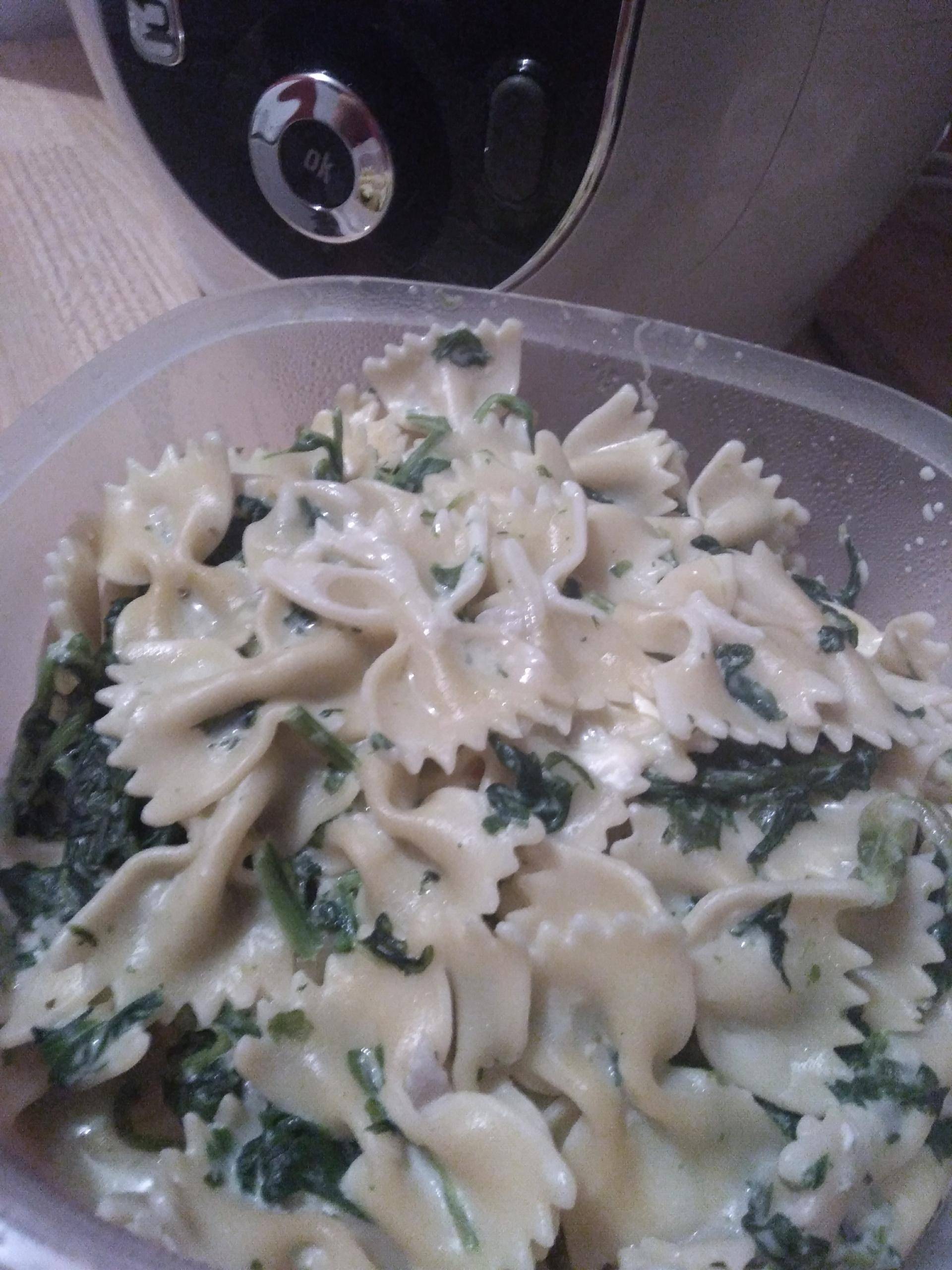 Pâtes épinards vache qui riz - Recette Cookeo | Moulinex