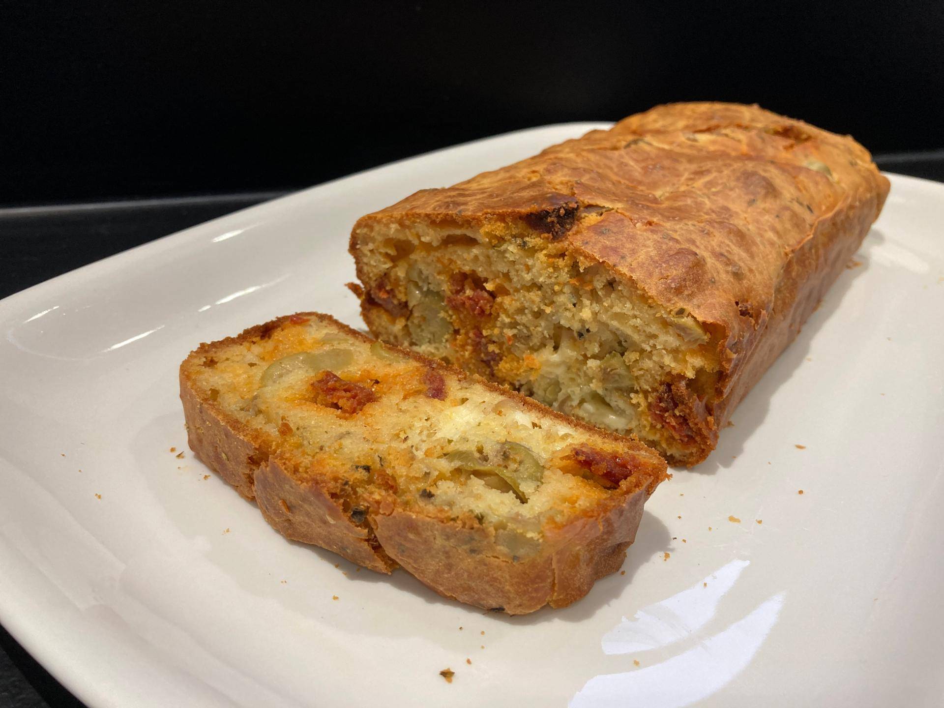 Cake apéro chorizo olive emmental - Recette Companion Connect XL | Moulinex