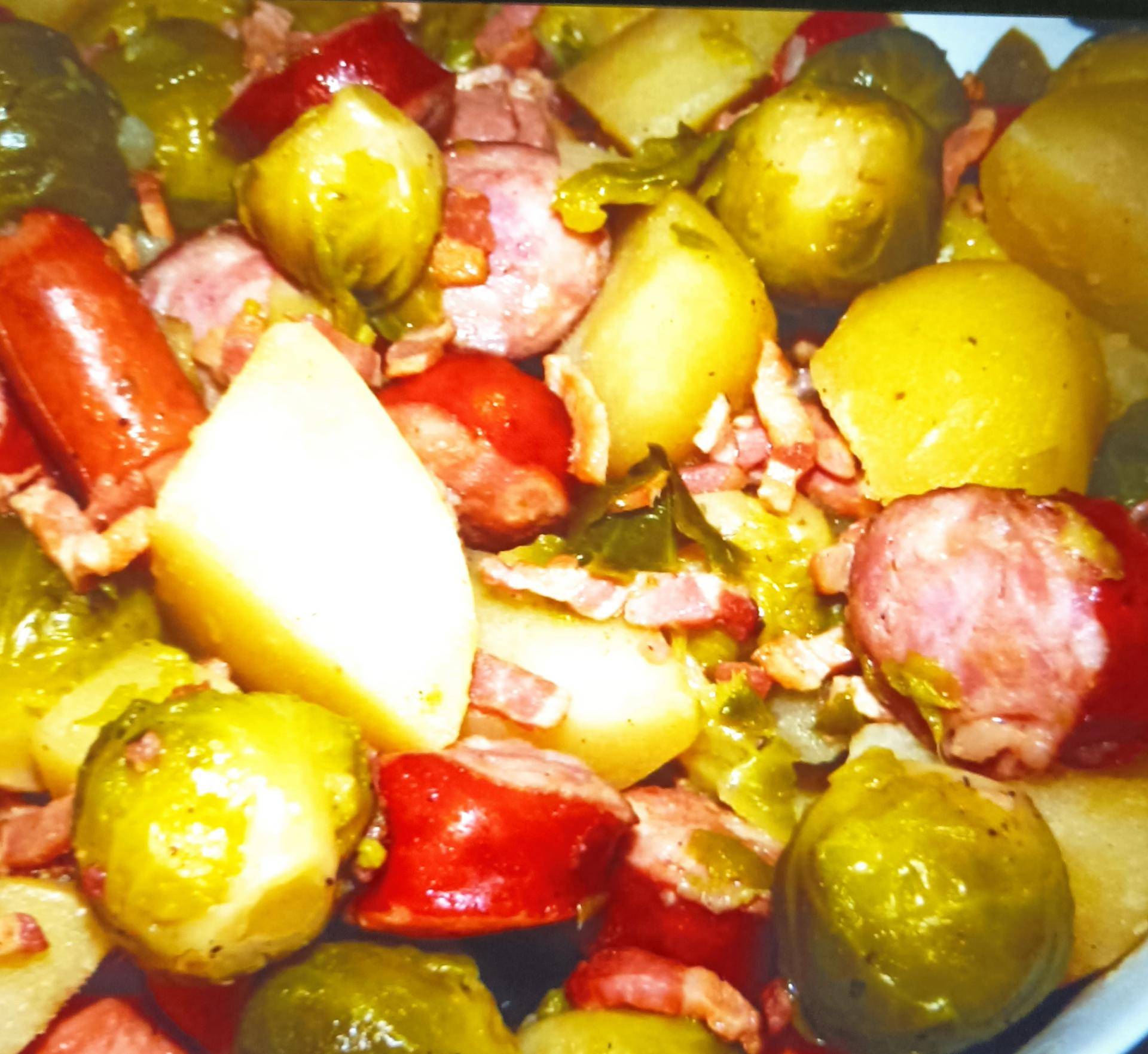 Choux de Bruxelles, saucisses et pomme de terre - Recepten Cookeo | Moulinex
