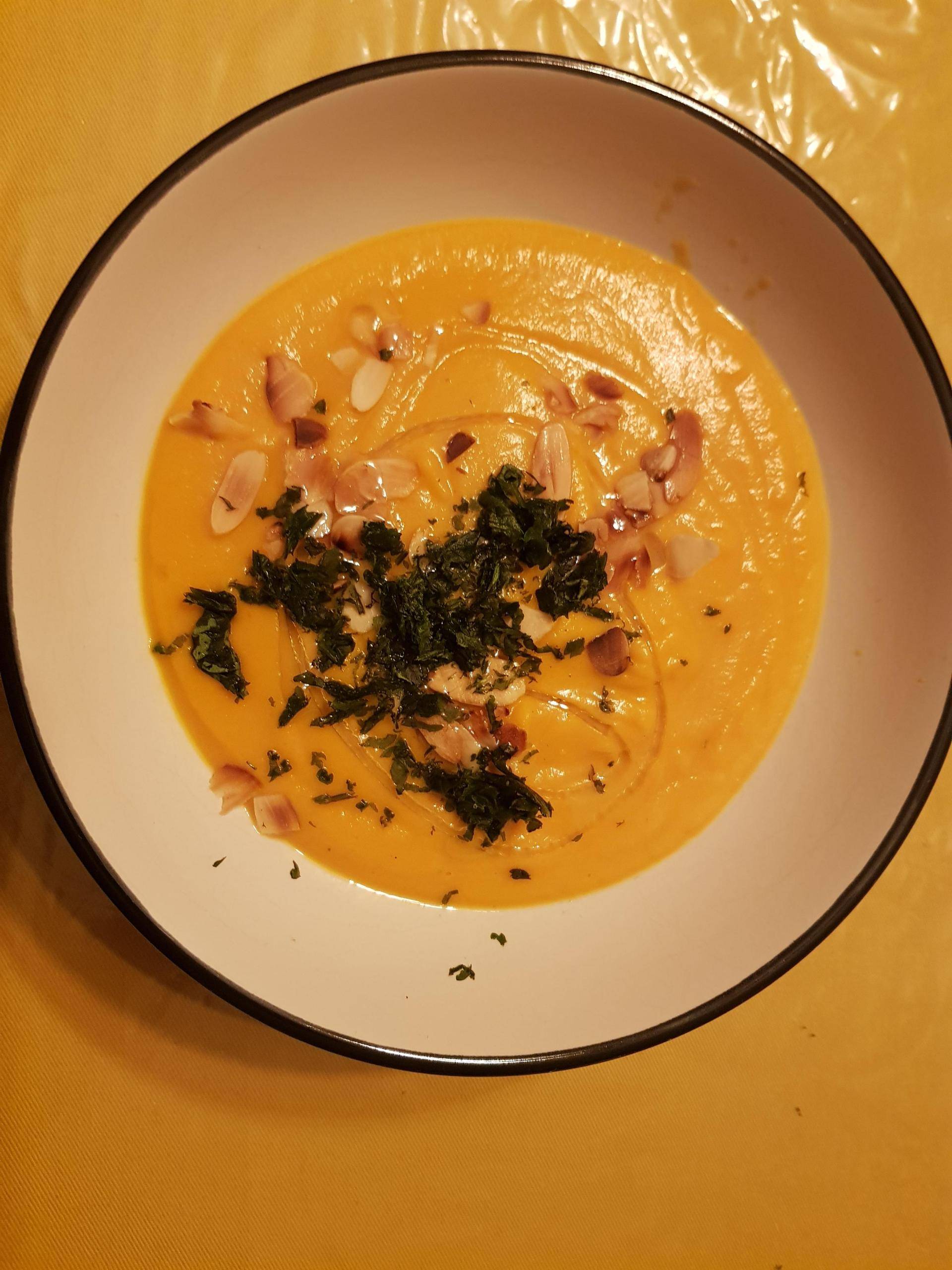 Velouté patate douce, carotte, lait de coco - Recepten Companion XL | Moulinex