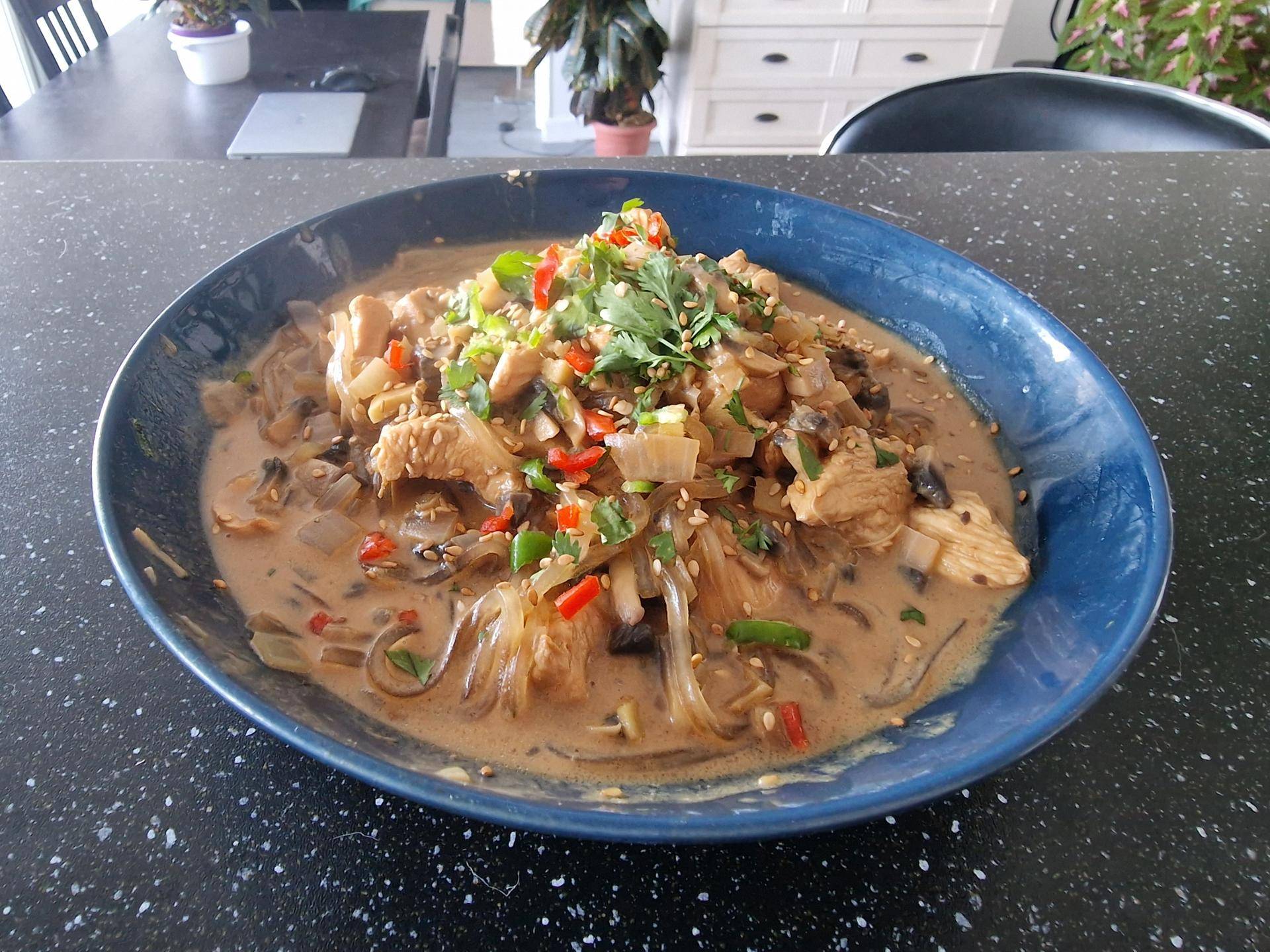 Soupe au poulet et lait de coco et pâte - Recepten Cookeo | Moulinex