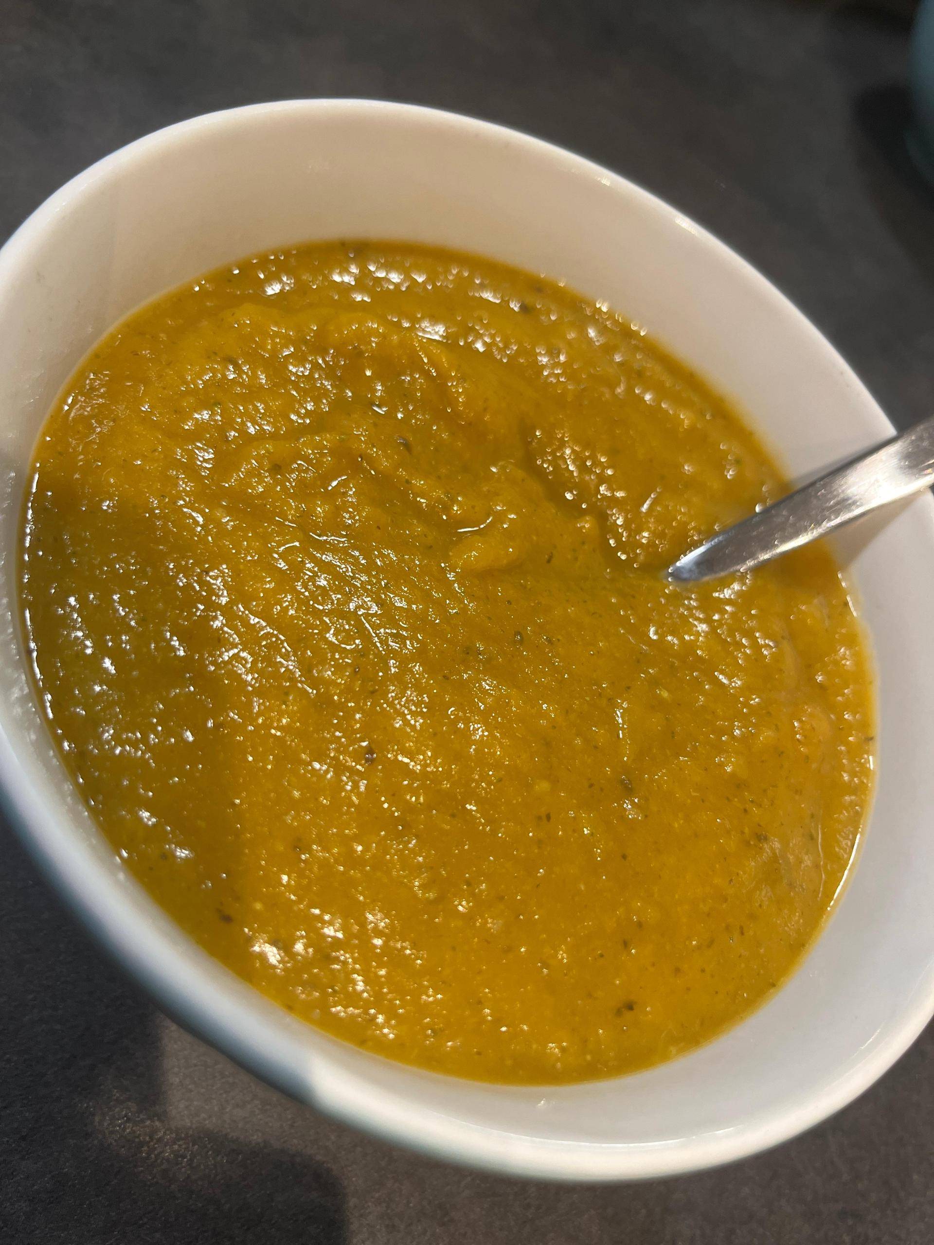 Soupe pomme de terre, carottes, patate douce, brocolis, champignons - Recette Cookeo | Moulinex