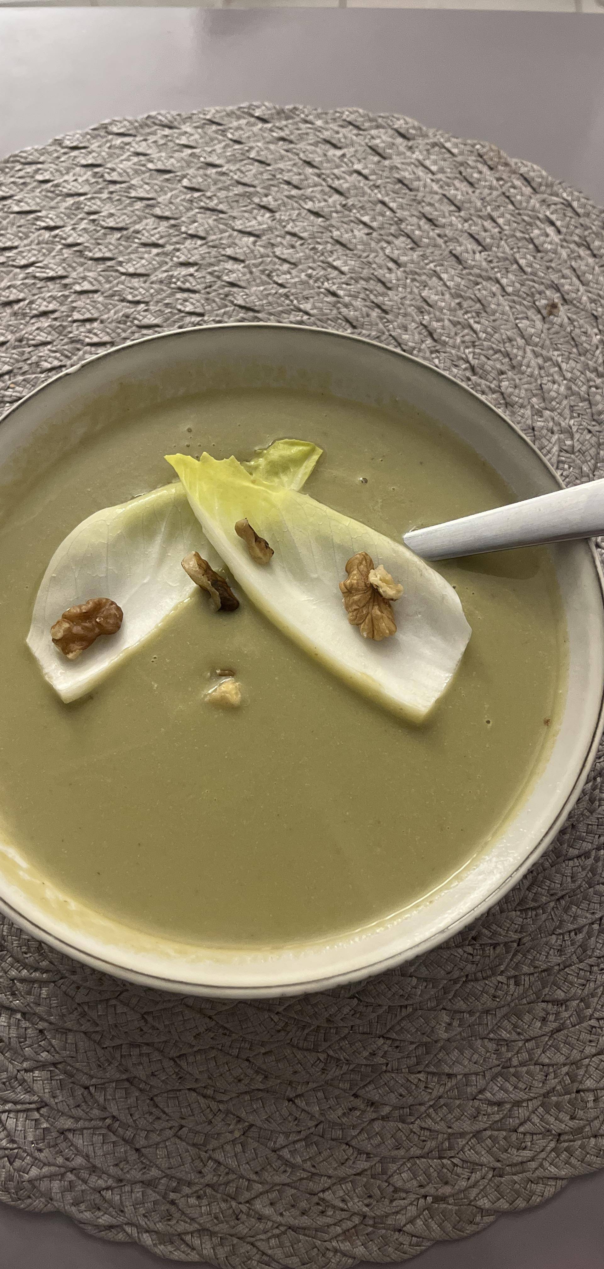 Velouté d’endives et noix - Recette Perfectmix Cook | Moulinex