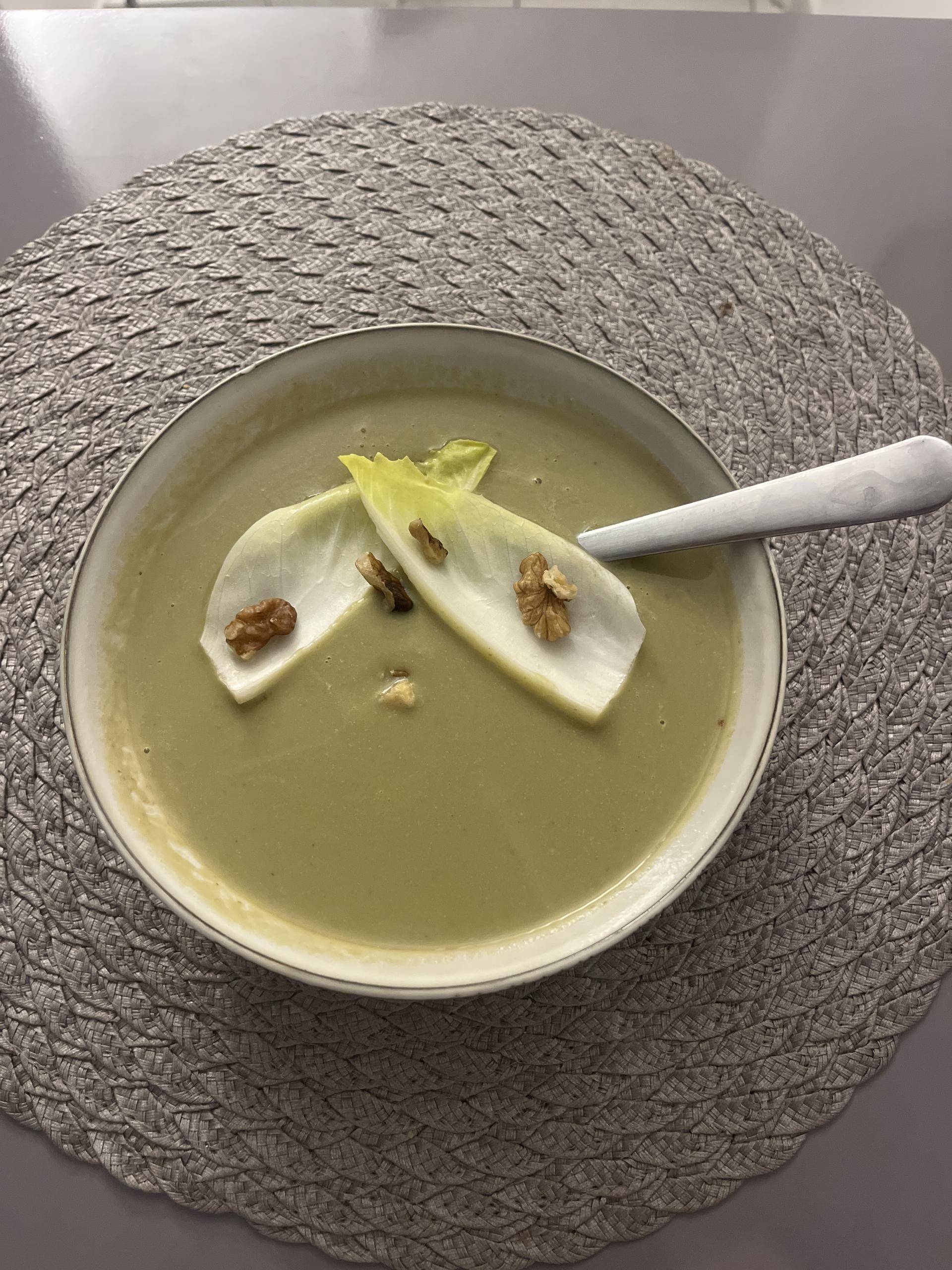 Velouté d’endives et noix - Recette Perfectmix Cook | Moulinex