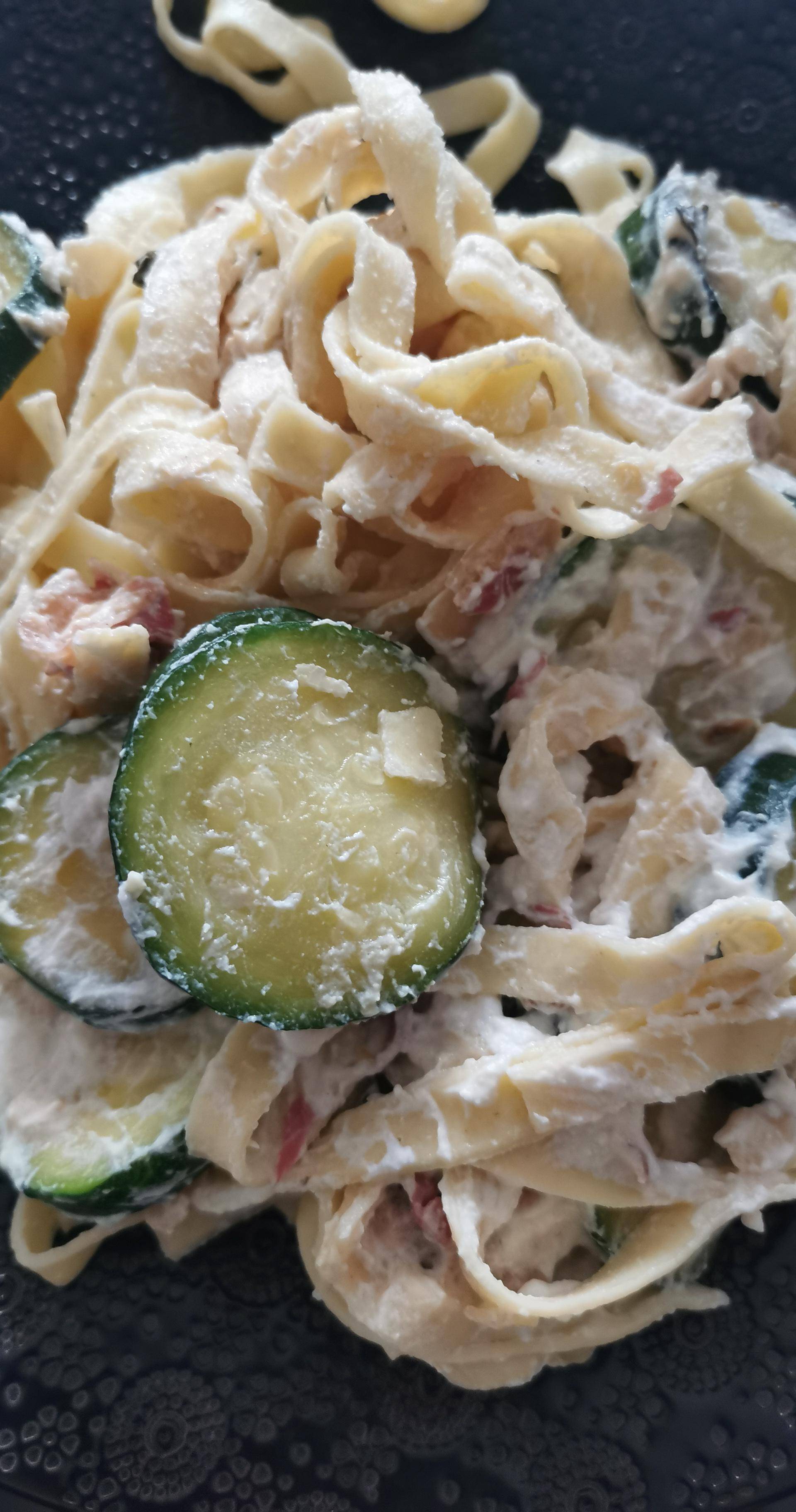 Tagliatelles aux courgettes et à la ricotta - Recette Cookeo | Moulinex