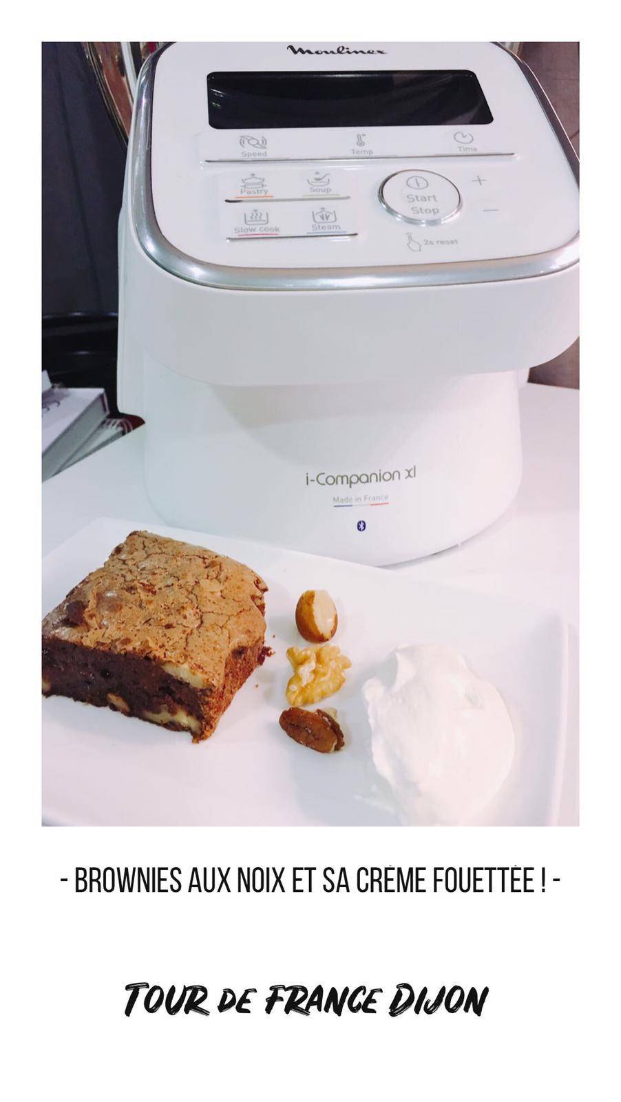 Brownie au chocolat, sel fumé, chantilly et mascarpone à la vanille - Tour de France Dijon - Recette Companion Connect XL | Moulinex