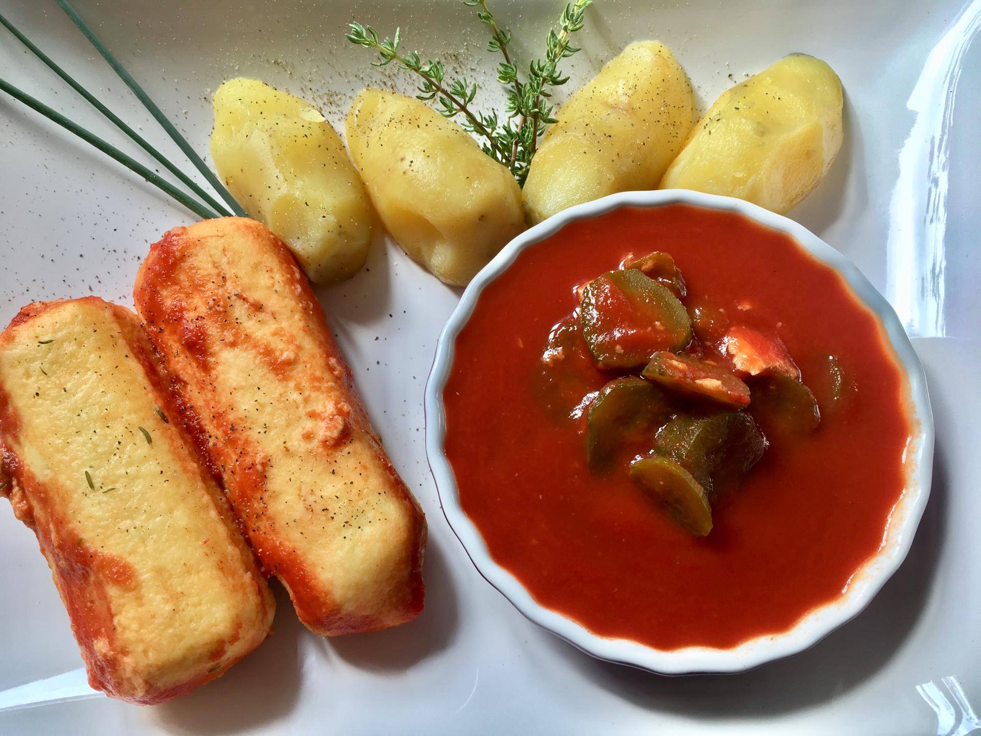 Quenelles sauce piquante et ses pommes de terre vapeur - Recepten Cookeo | Moulinex
