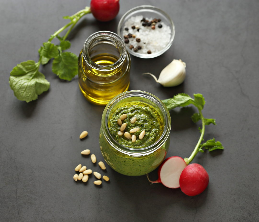 Pesto aux fanes de radis - Recette Kitchen Machines Touch/Touch + | Moulinex
