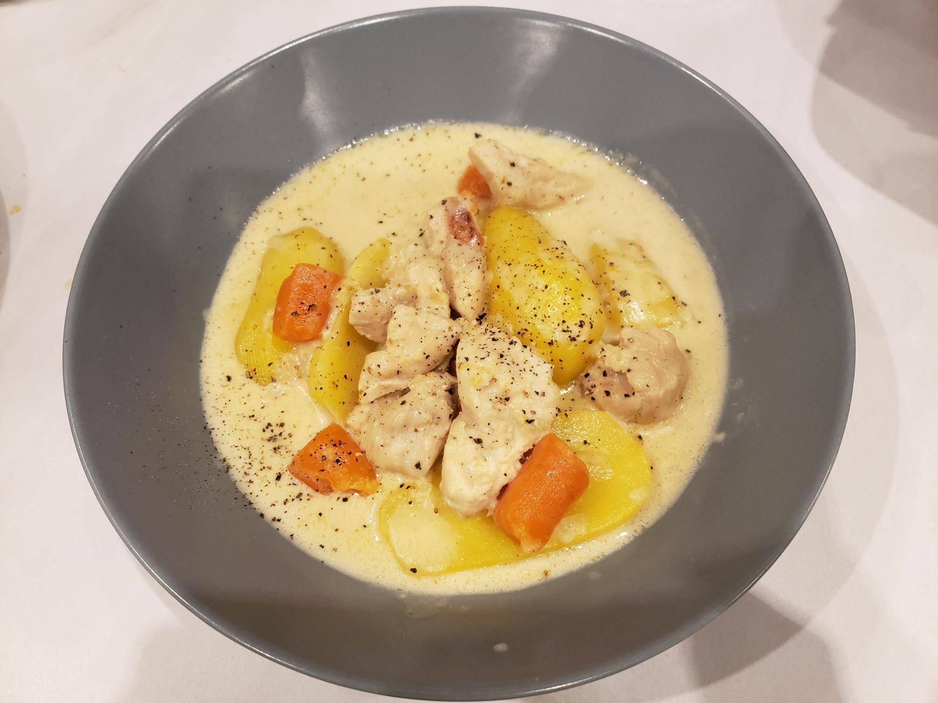 Poulet au maroilles carotte et pomme de terre - Recepten Cookeo V3 | Moulinex