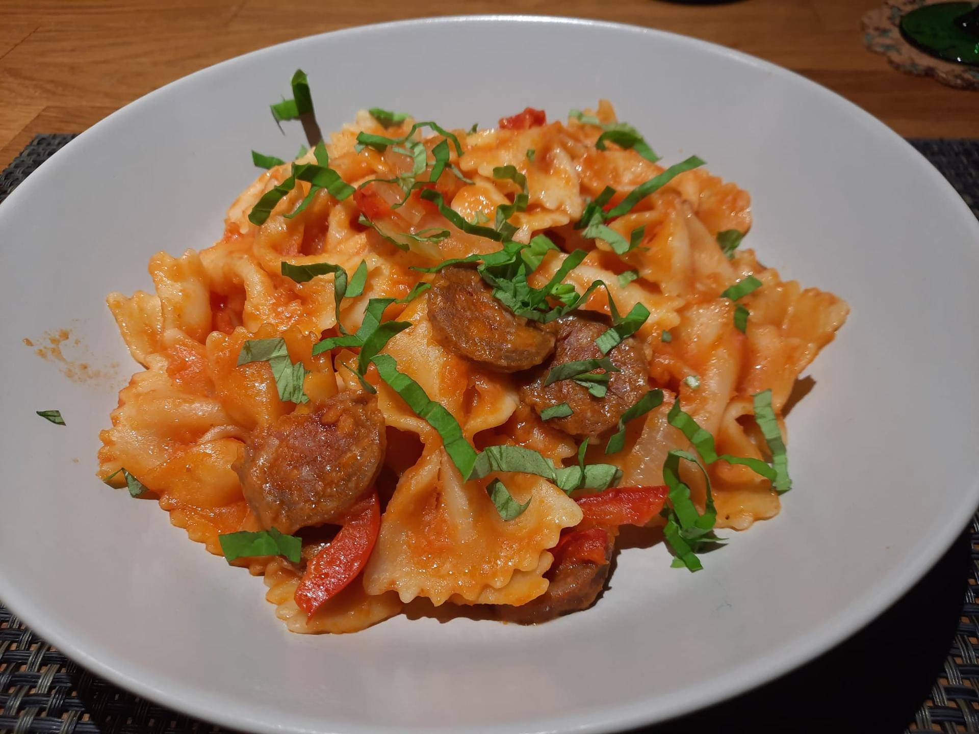 One pot pasta chorizo, poivron et basilic - Recette Companion Connect XL | Moulinex