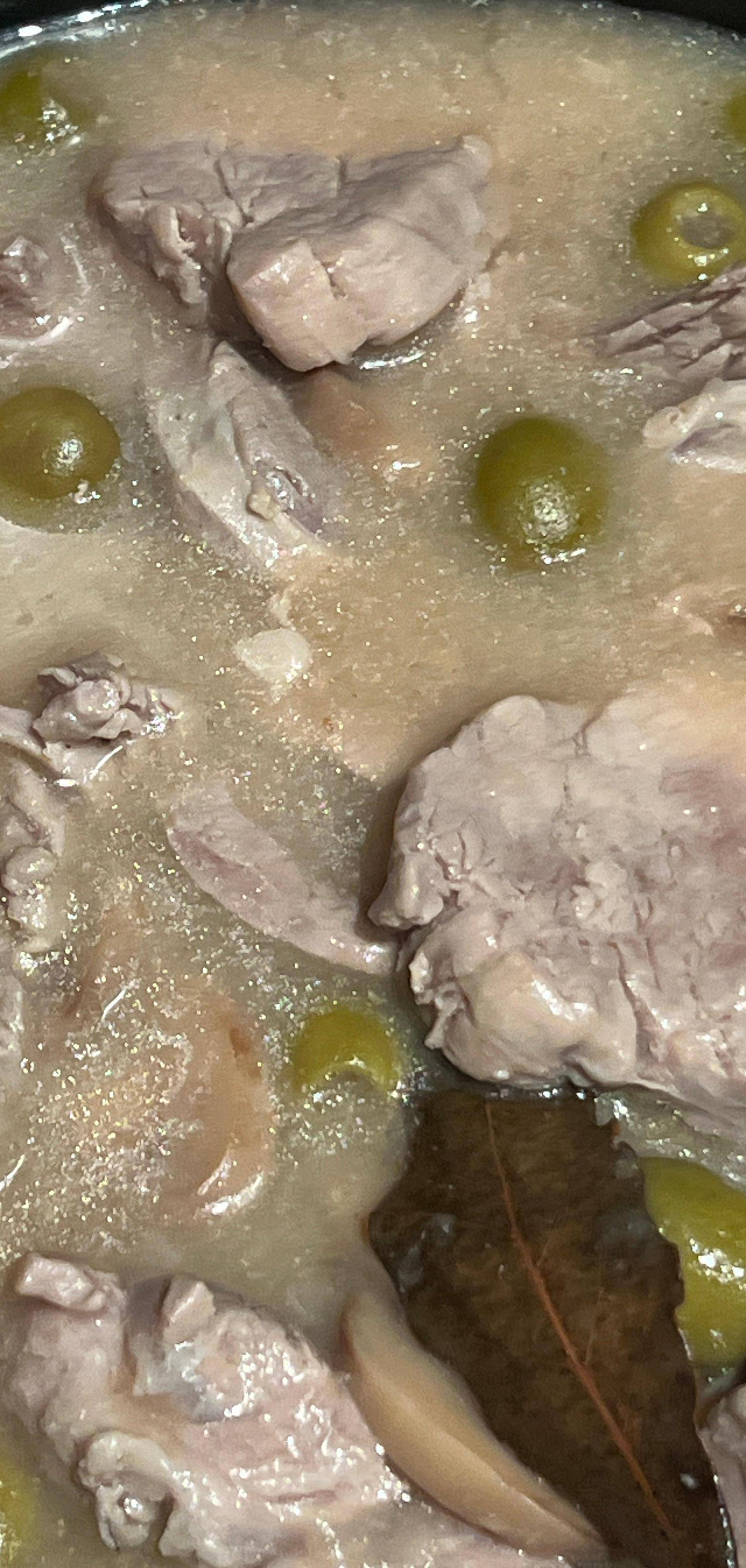 Filet mignon de porc au vin blanc, olives et champignons - Recette Cookeo | Moulinex