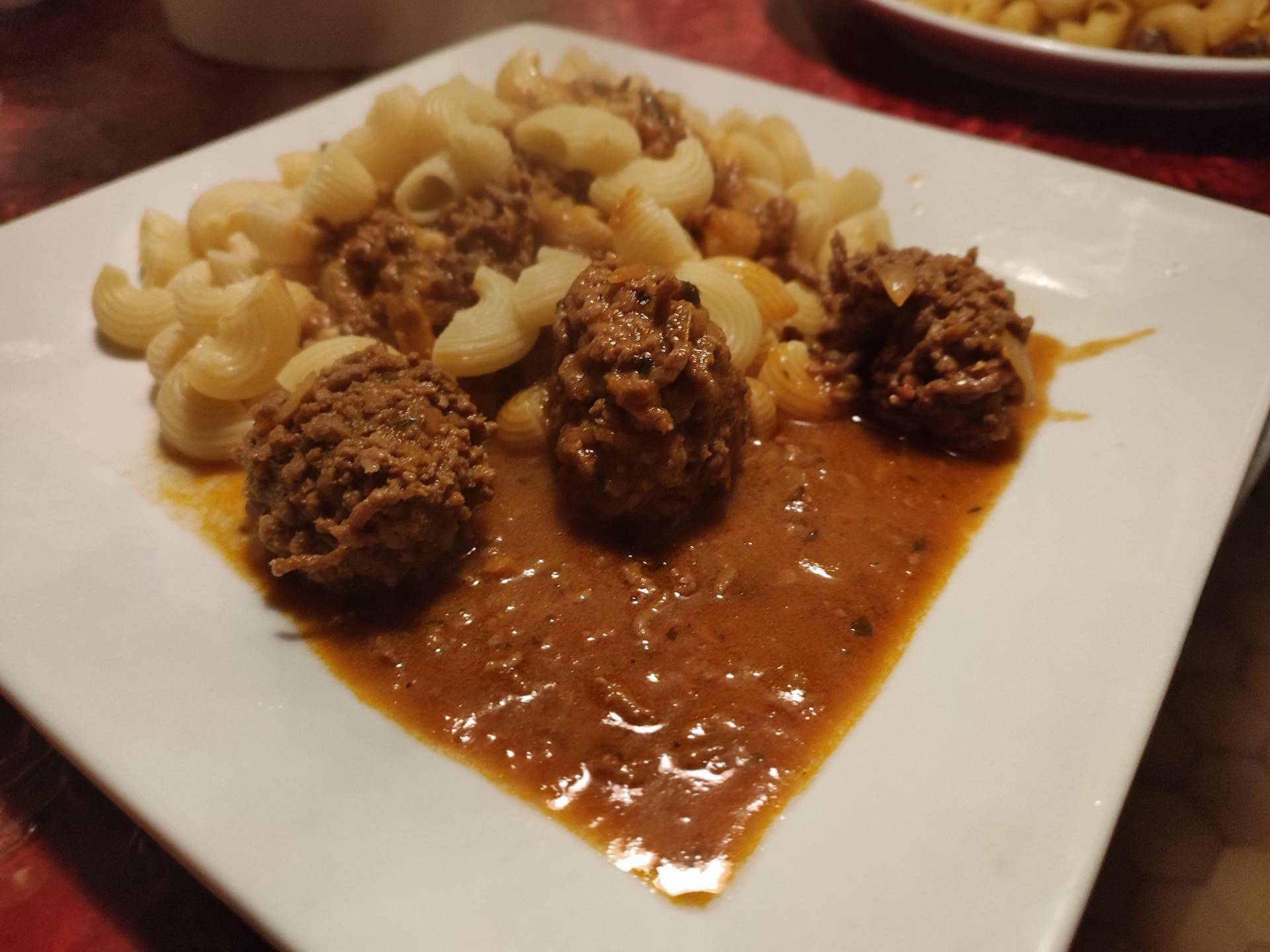 Boulette de boeuf à la sauce tomate poivron - Recepten Companion XL | Moulinex
