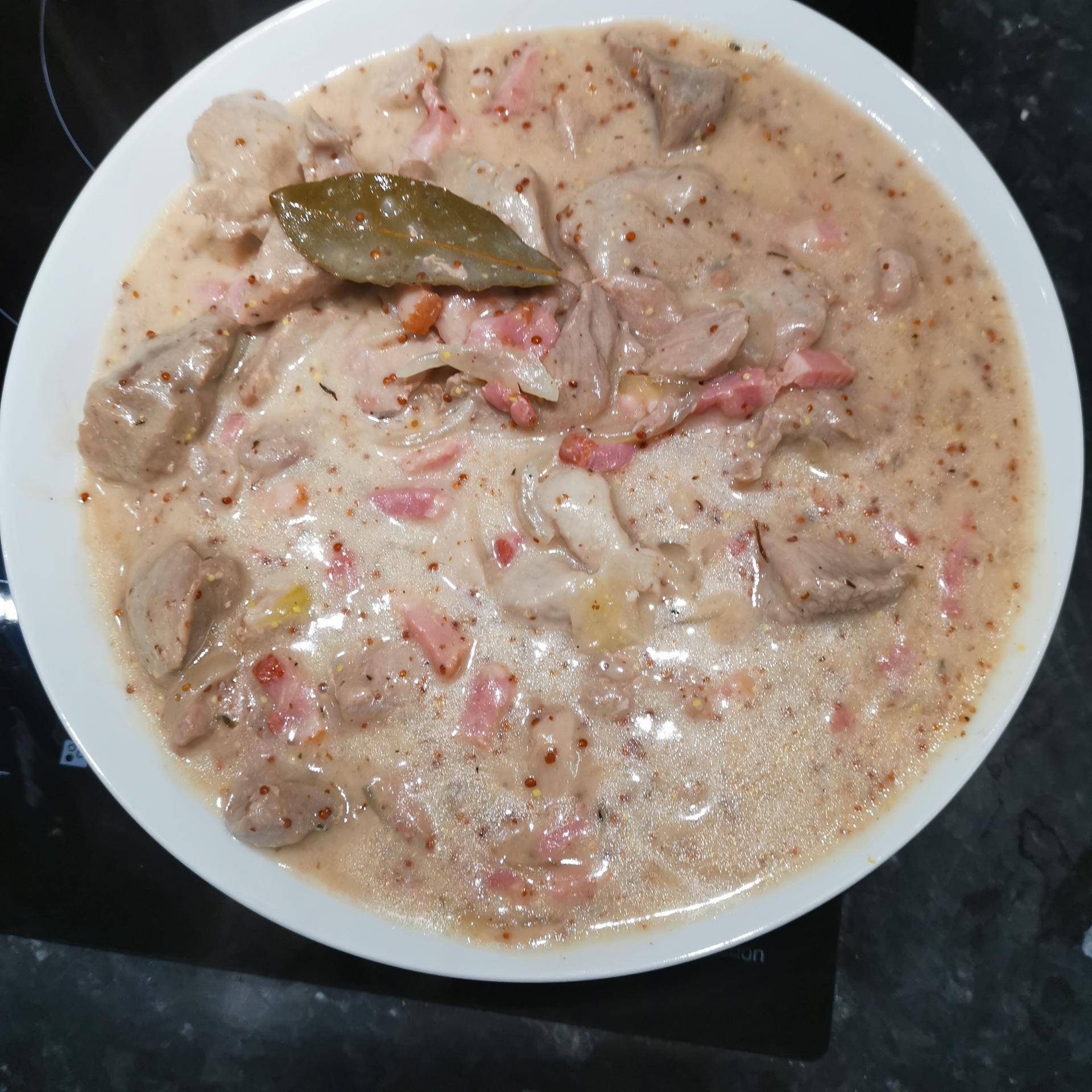 Sauté de porc à la moutarde à l'ancienne - Recepten Cookeo V3 | Moulinex