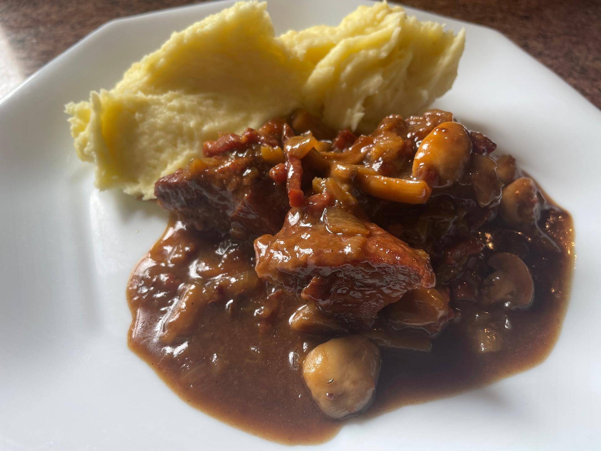 BŒUF AUX CHAMPIGNONS ET LARDONS - Recette Cookeo | Moulinex