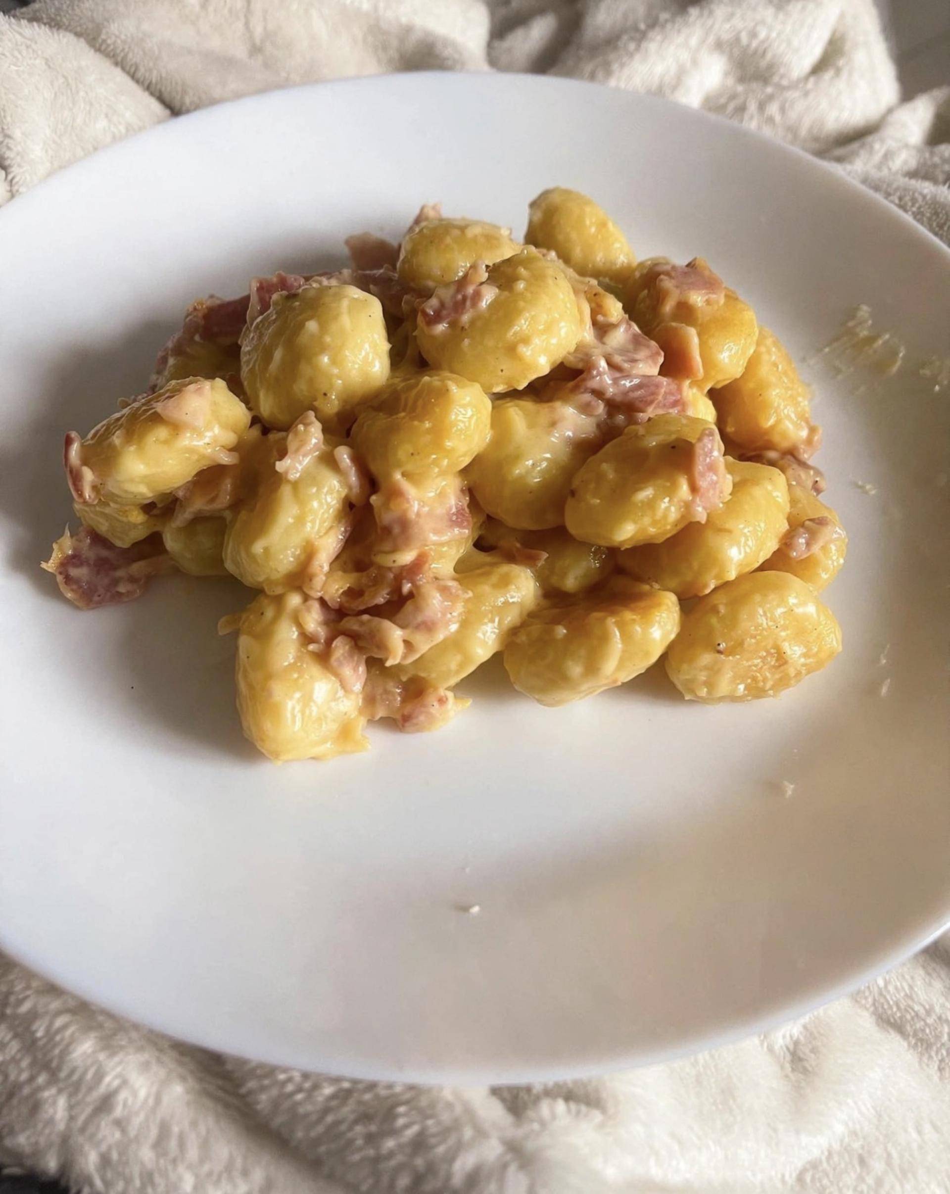 Gnocchis crémeuses au jambon parmesan & cheddar - Recette Cookeo Infinity Autostir | Moulinex