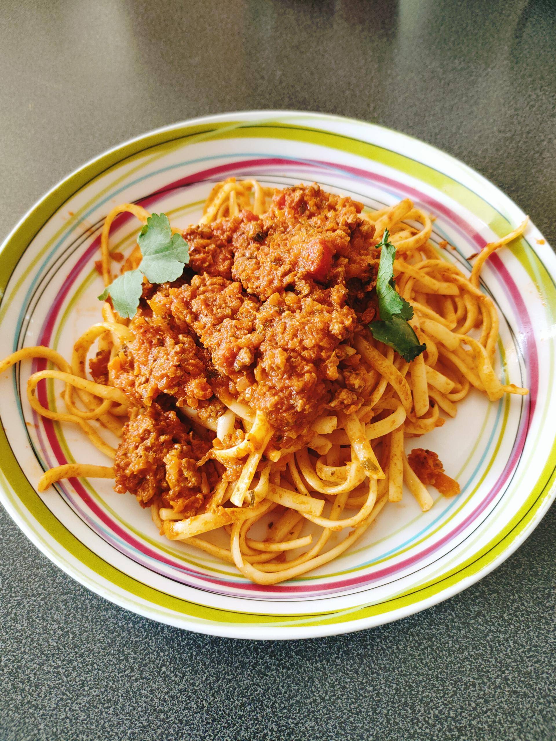 Spaghetti Bolognaise à ma façon avec carottes et céleri - Recepten Companion Connect XL | Moulinex