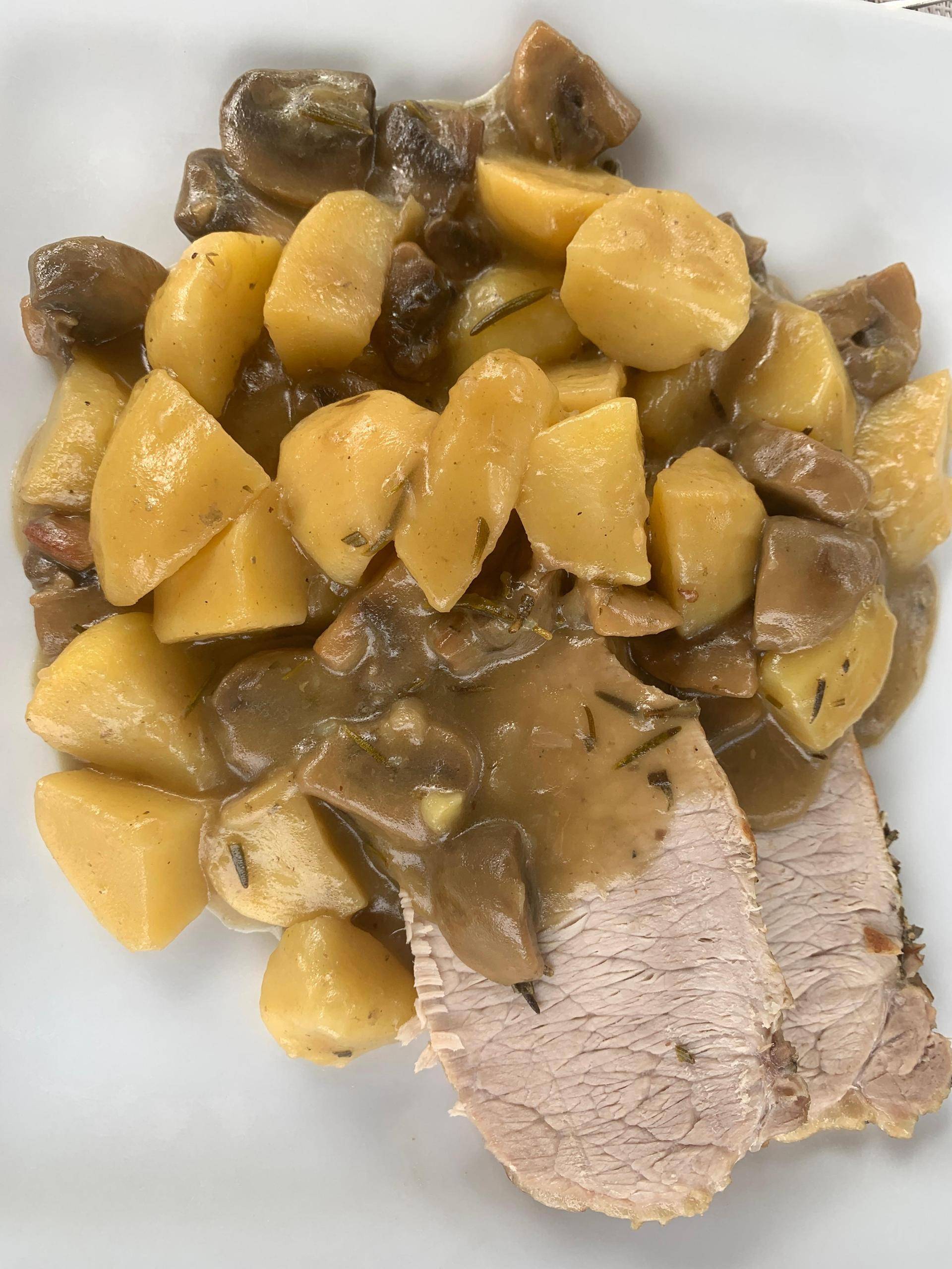 Rôti de porc champignons roquefort pommes de terre - Recepten Cookeo | Moulinex