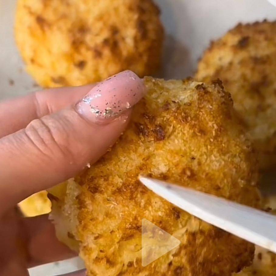 Croquettes de pomme de terre cheesy - Recepten Easy Fry Max | Moulinex