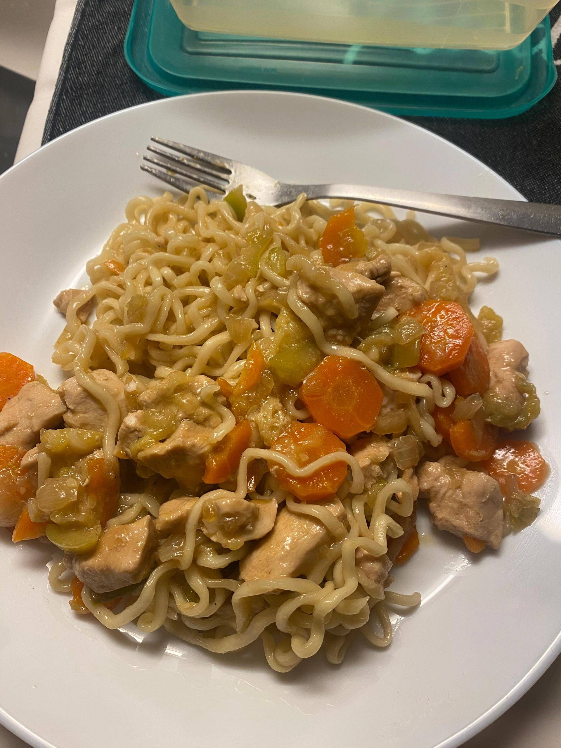 WOK DE NOUILLES AU POULET - Recepten Cookeo V3 Mini | Moulinex