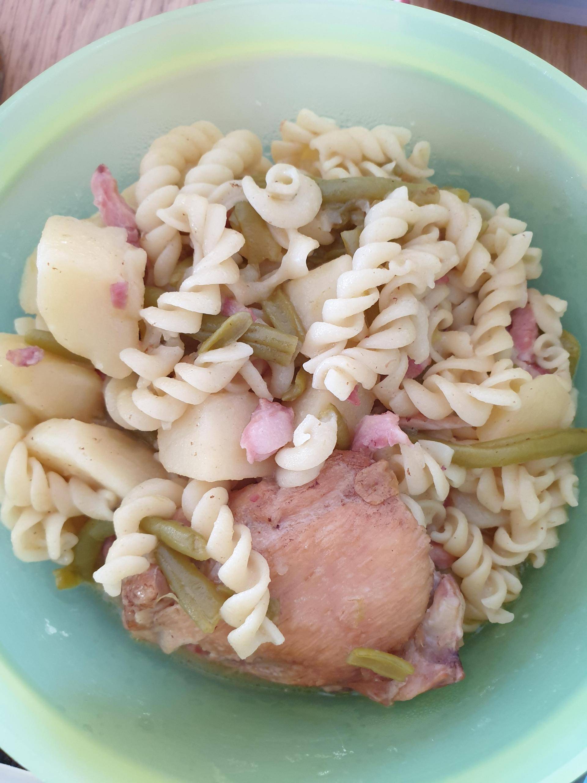 Poulet lardons pomme de terre - Recette Cookeo | Moulinex