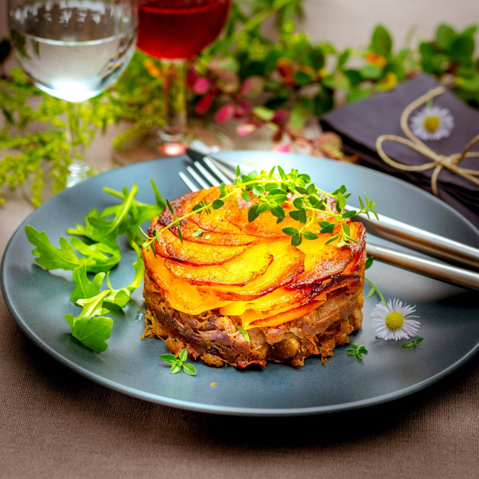 Mille-feuilles de canard confit et pommes Anna - Recette Companion | Moulinex