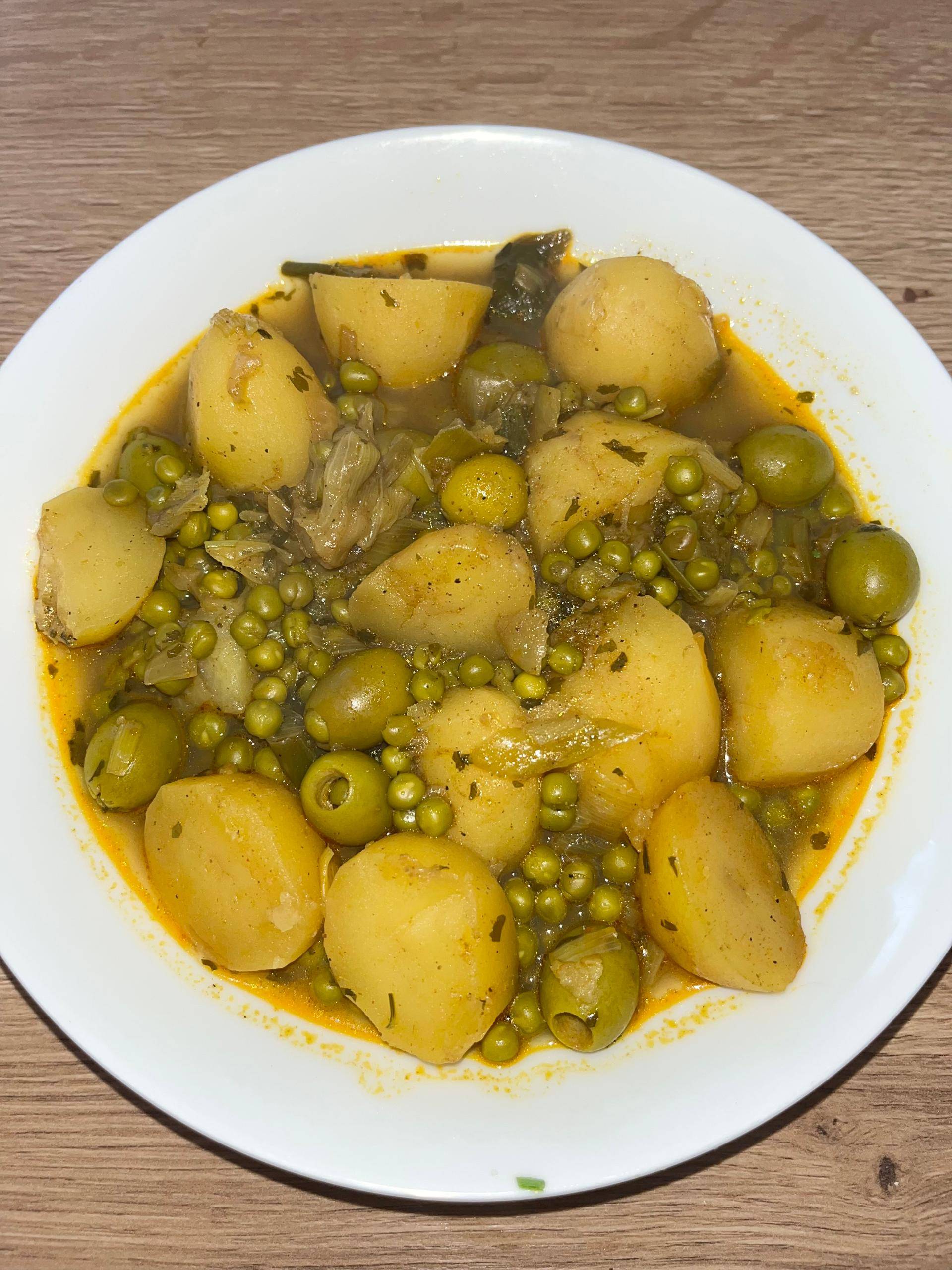 Tagine pomme de terre, petits pois, poireaux et olives - Recette Cookeo V3 | Moulinex