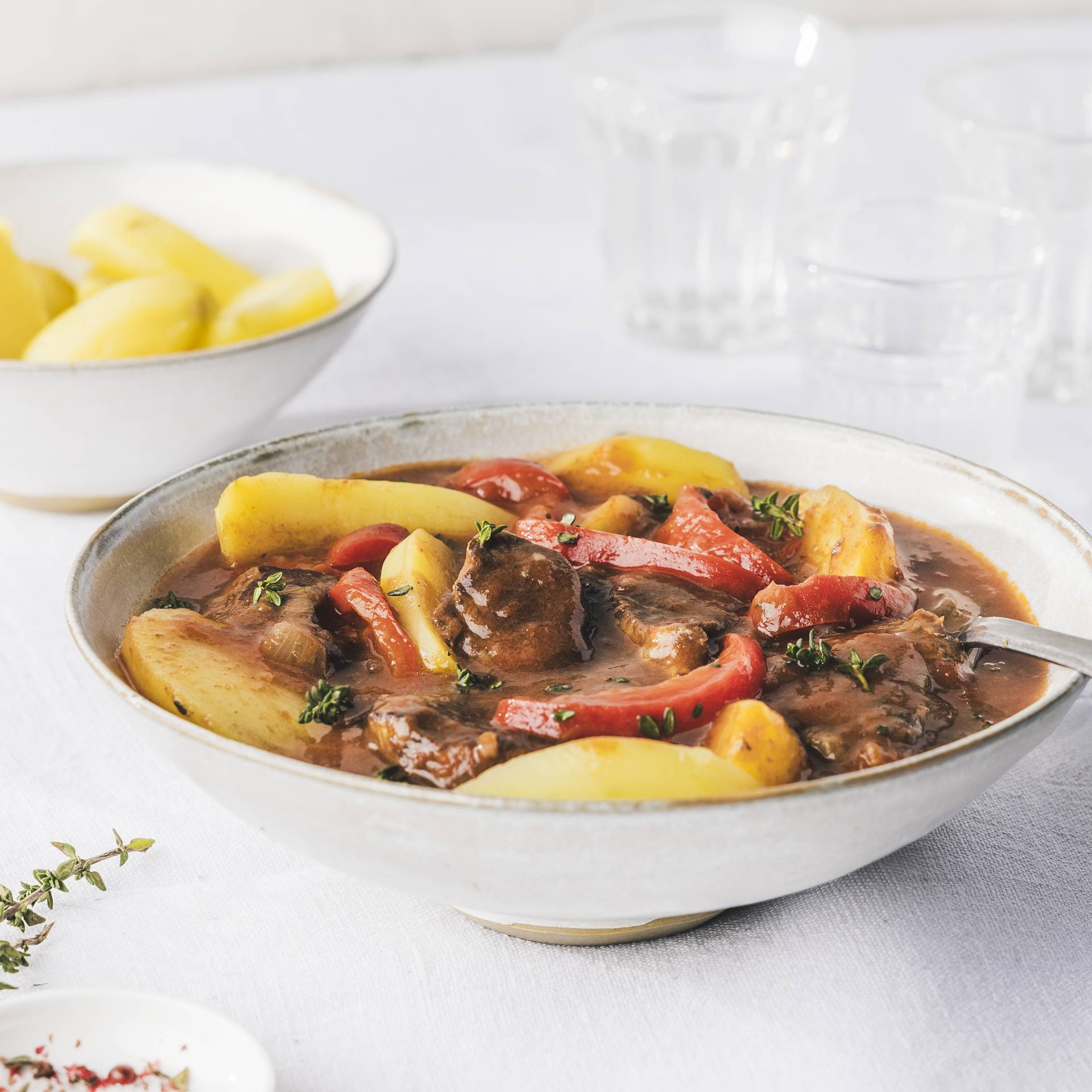 Hongaarse goulash - Recepten Cookeo 9in1 | Moulinex