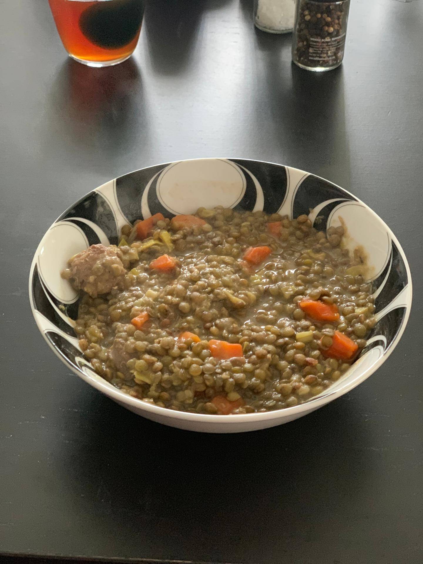 Le classique saucisses-lentilles au balsamique blanc - Recette Companion Connect | Moulinex