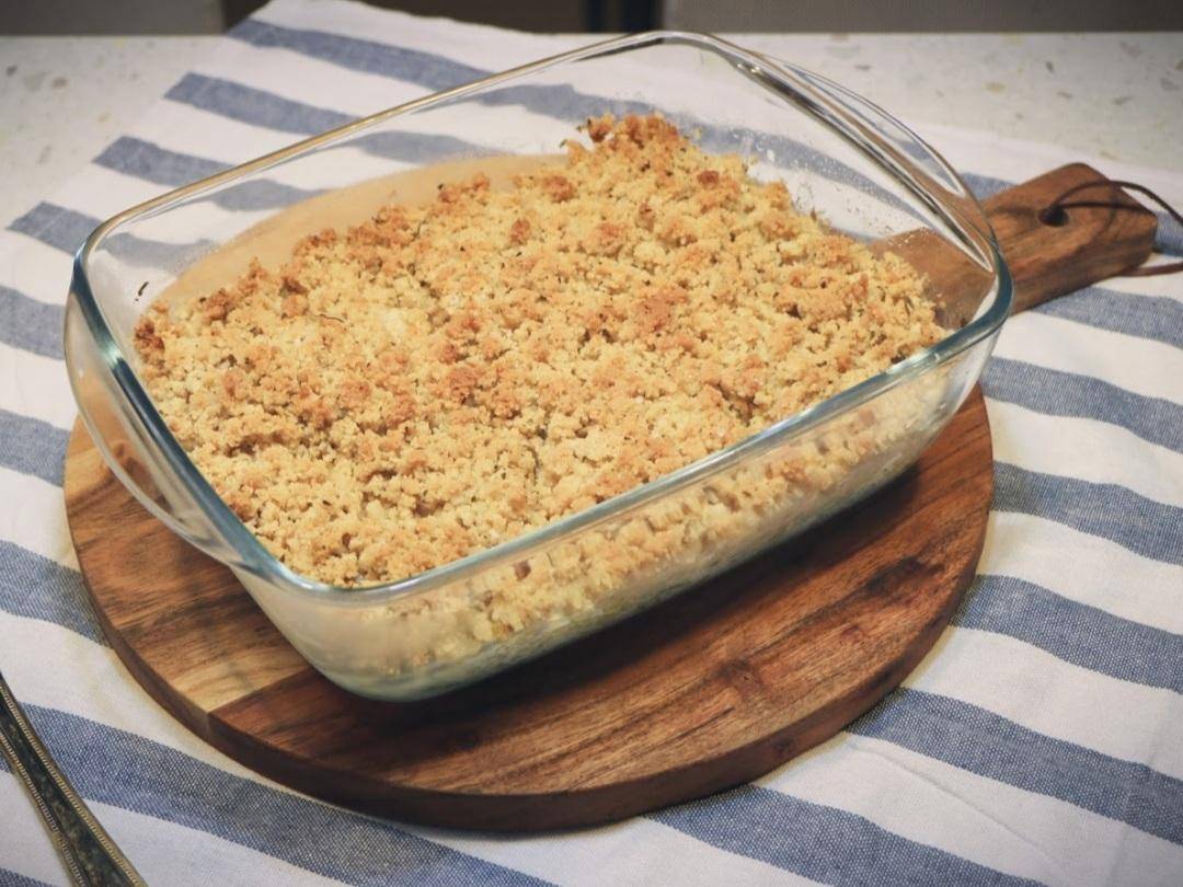 Crumble poireaux - poulet - Recette Companion | Moulinex