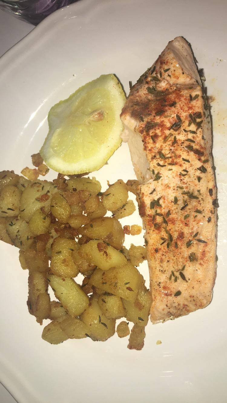 Pavé de samon et pommes de terre sautées - Recepten Cookeo | Moulinex