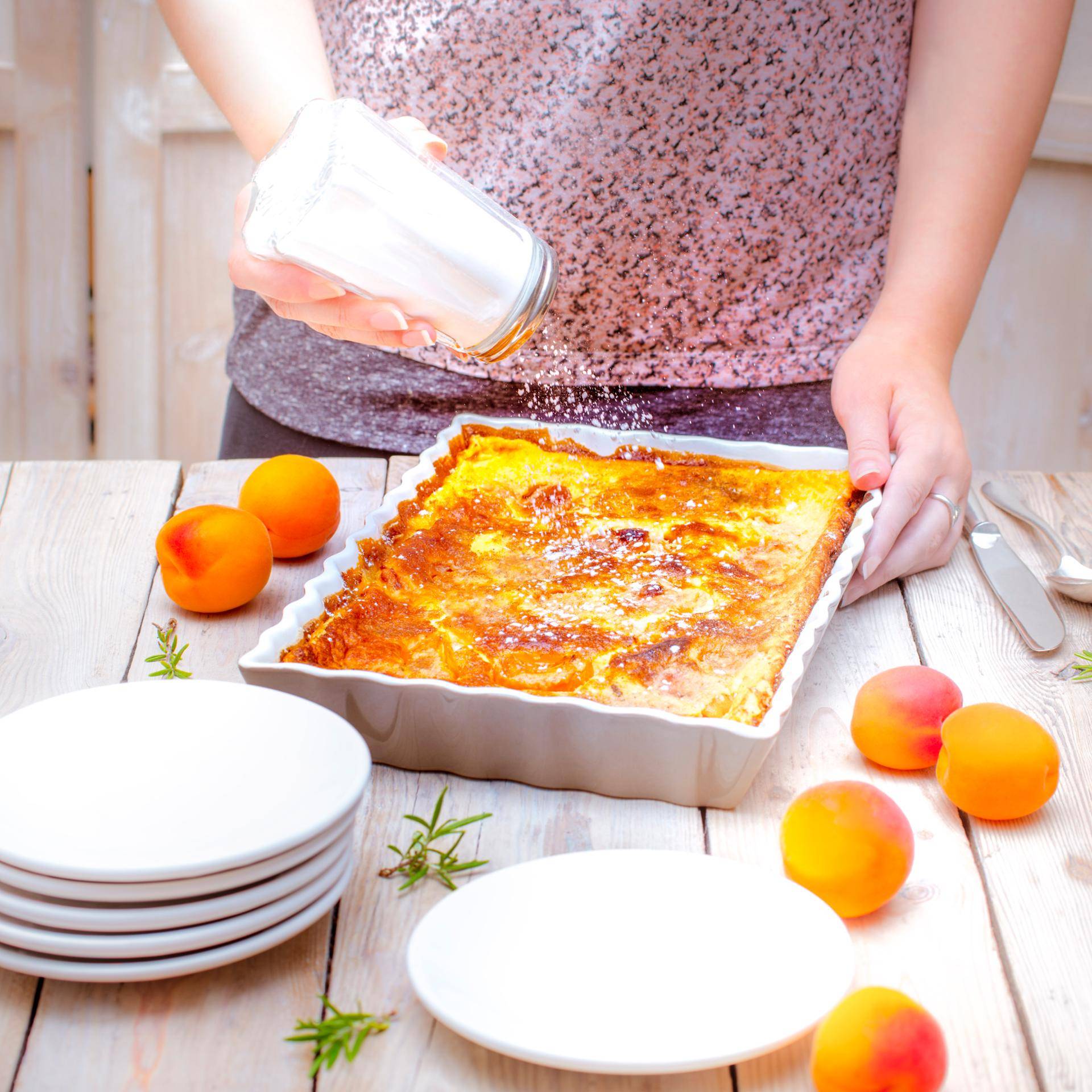 Clafoutis aux abricots et romarin - Recette Companion Connect | Moulinex