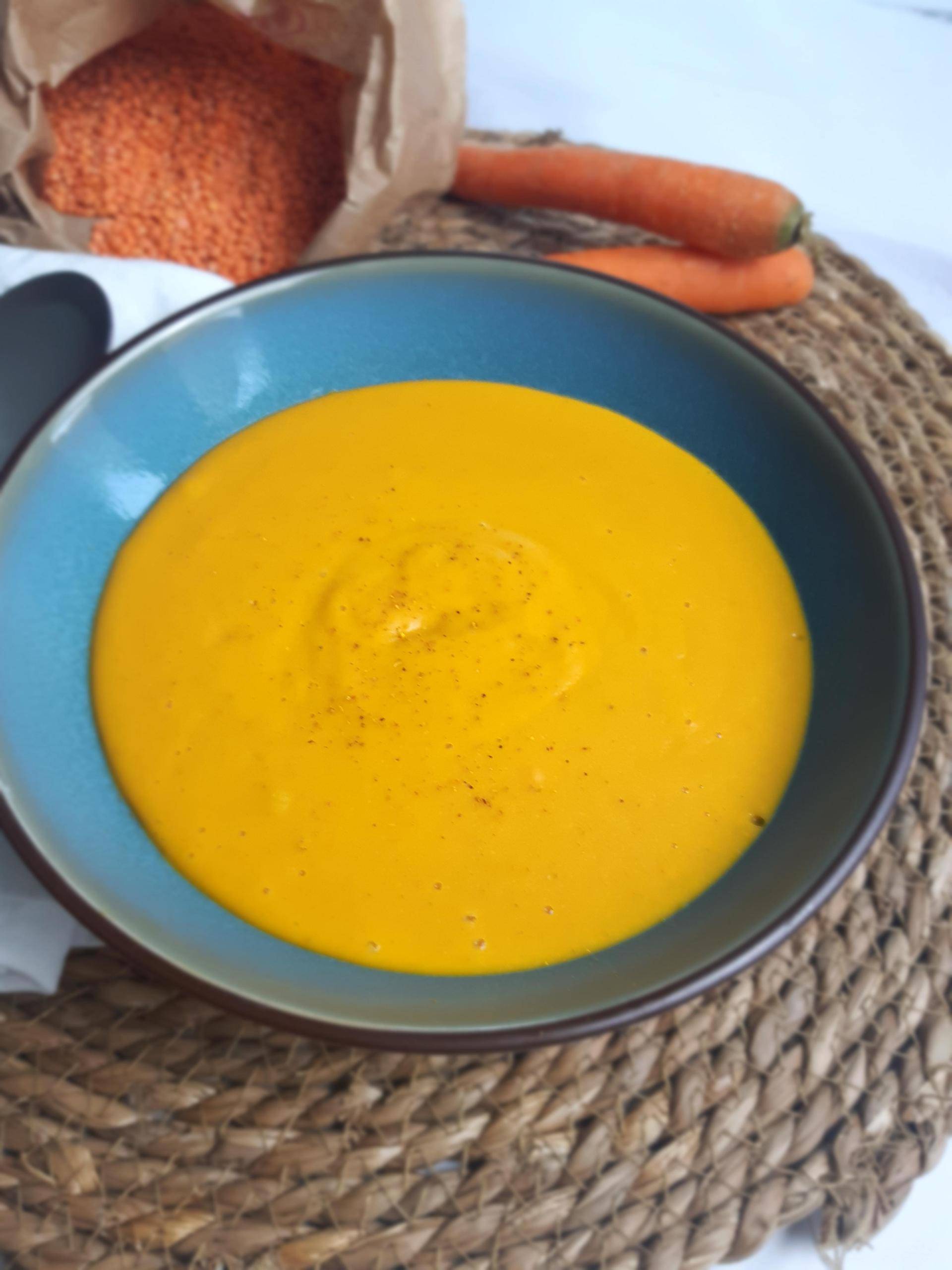 Velouté de lentilles corail carotte, coco, curry - Recepten Companion Connect XL | Moulinex