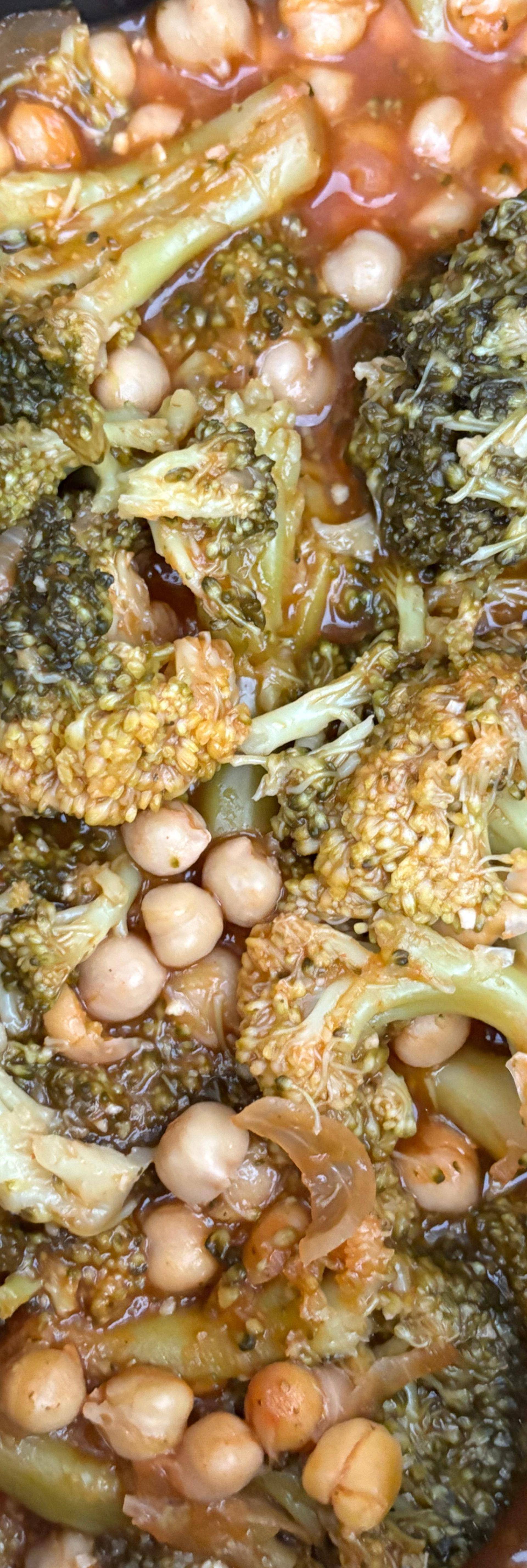 Brocolis aux pois chiches à la sauce tomate - Recette Cookeo 9in1 | Moulinex