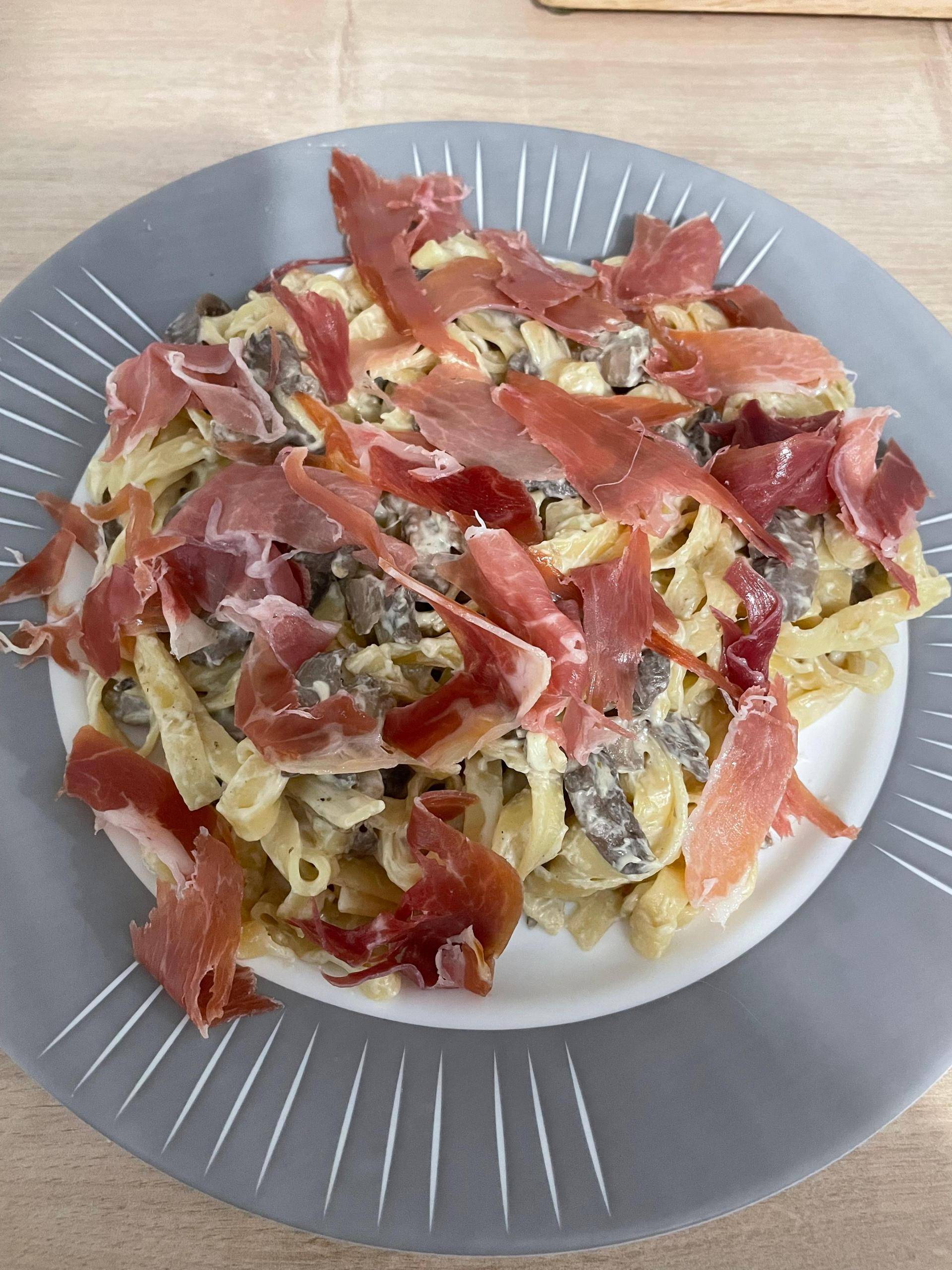 Tagliatelles aux champignons et au jambon cru - Recepten Cookeo V3 | Moulinex