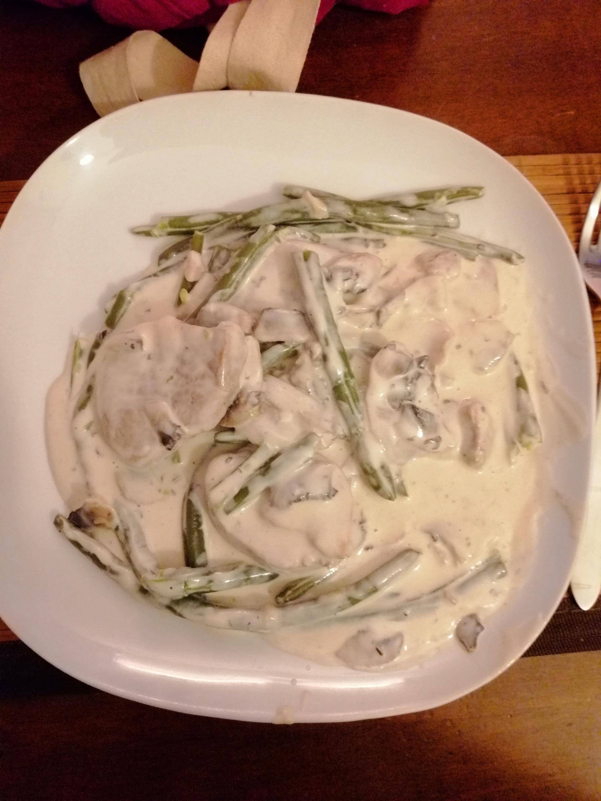 Filet mignon de porc à la crème, champignons et haricots verts - Recepten Cookeo | Moulinex