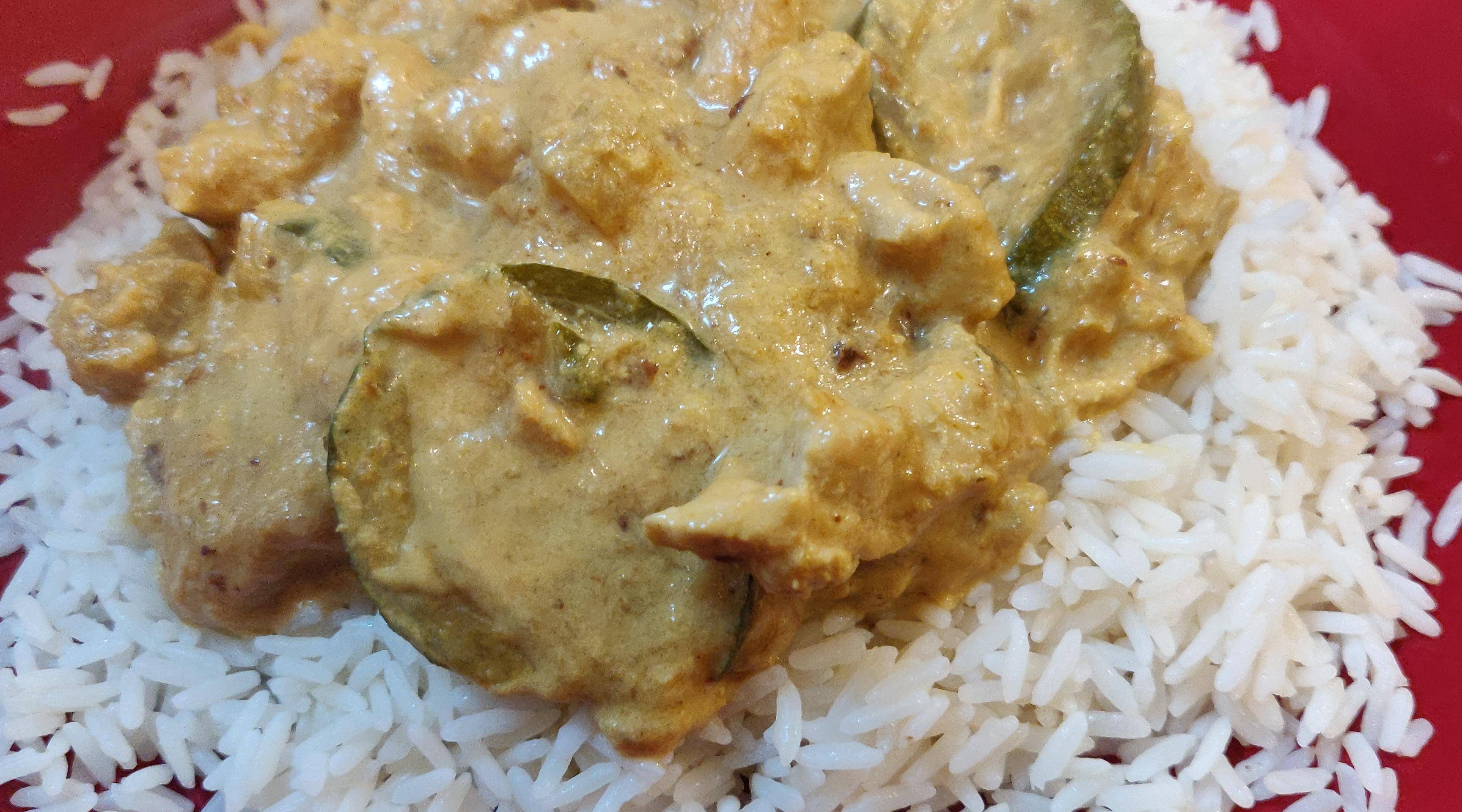 Poulet curry gingembre courgettes aubergines - Recette Cookeo | Moulinex