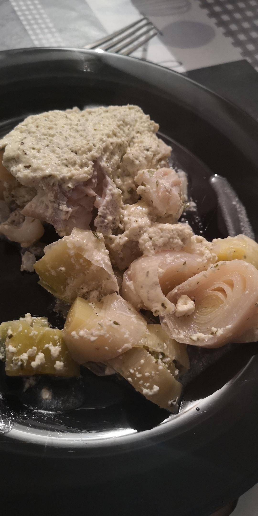 Cabillaud aux poireaux et fromage ail et fines herbes - Recepten Cookeo | Moulinex