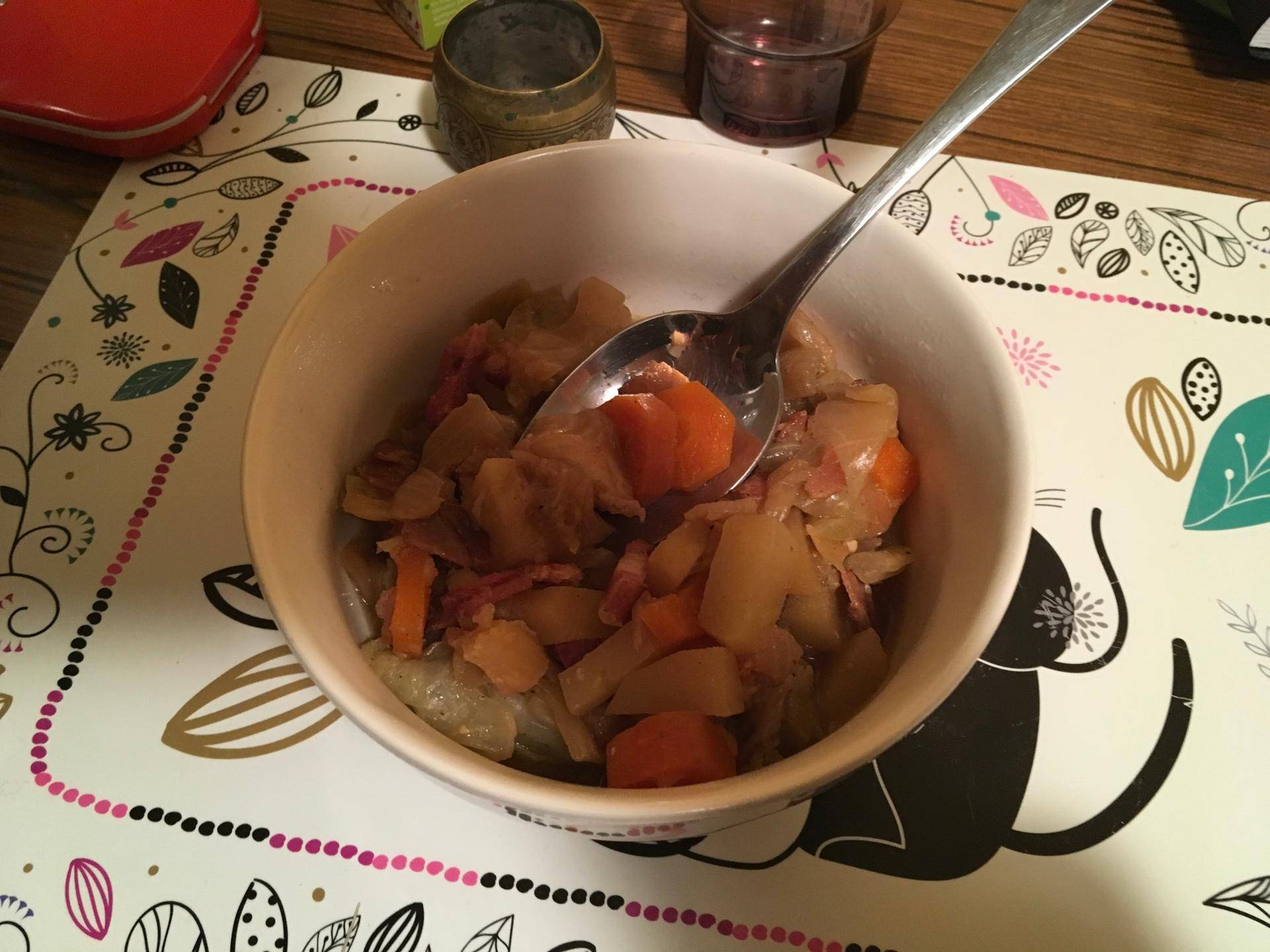Potée au chou, bacon et lardons - Recette Cookeo | Moulinex