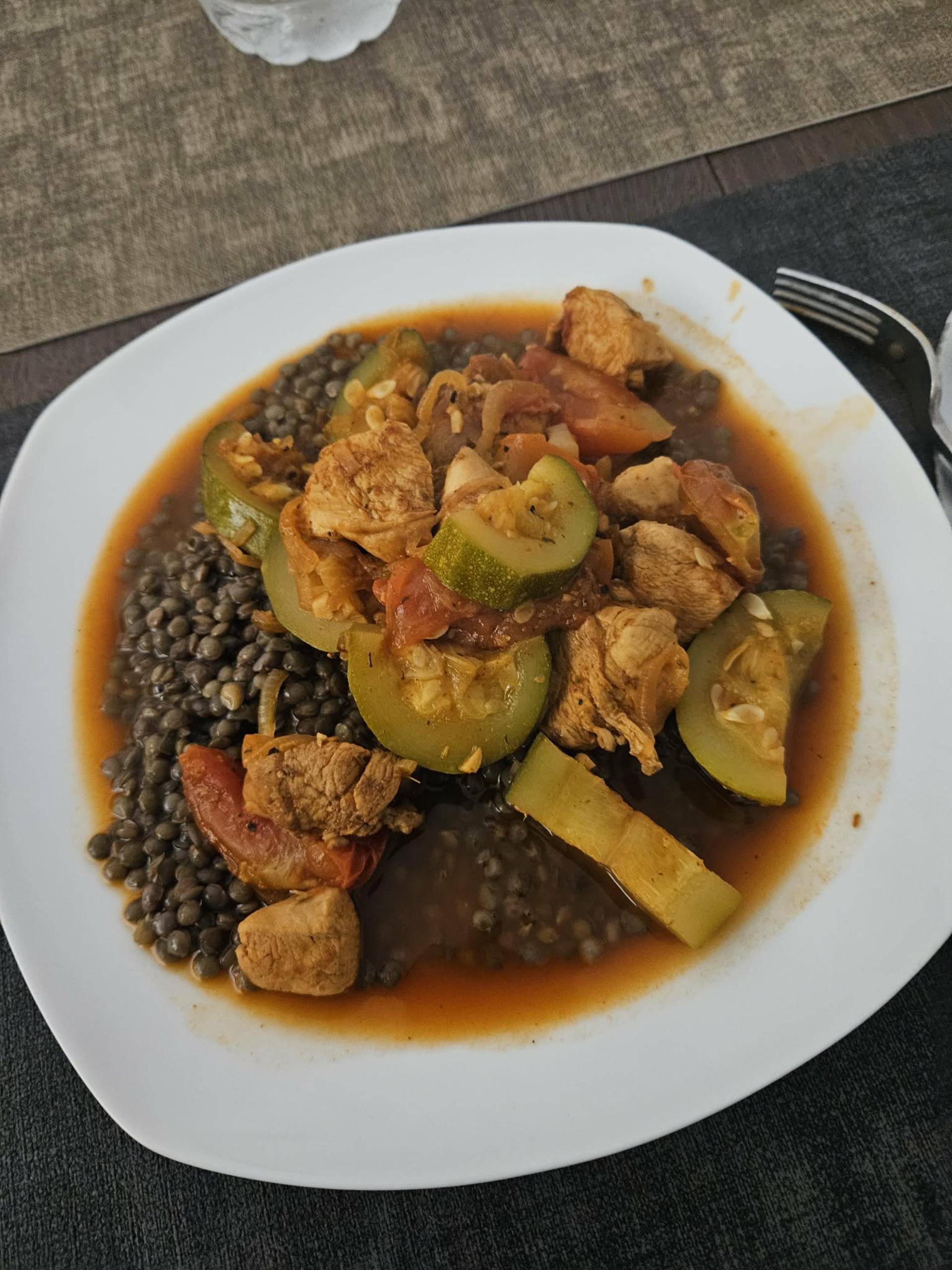 Poulet aux courgettes, tomates et épices - Recette Cookeo | Moulinex