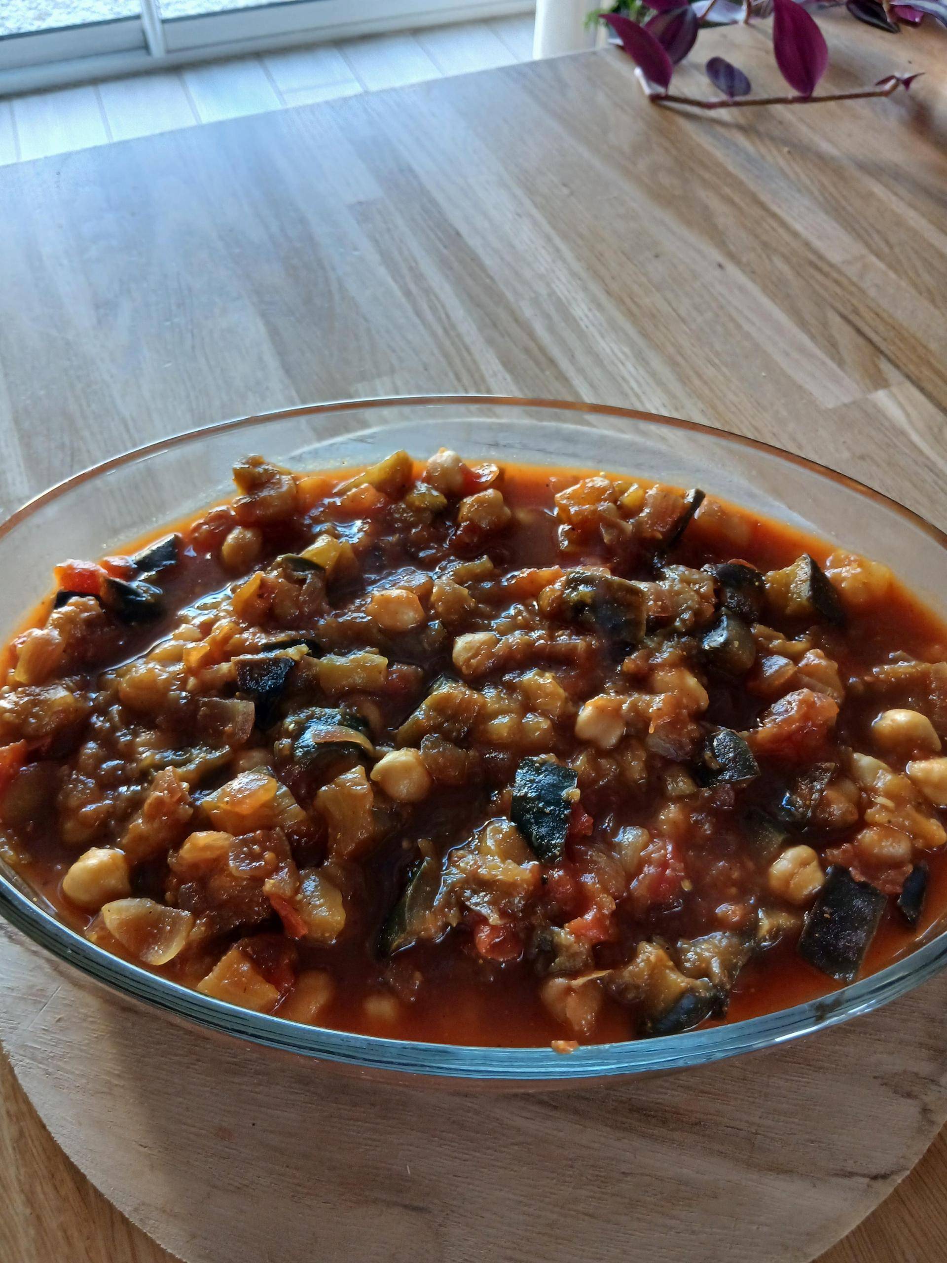 Aubergines et pois chiches au curry - Recette Cookeo | Moulinex