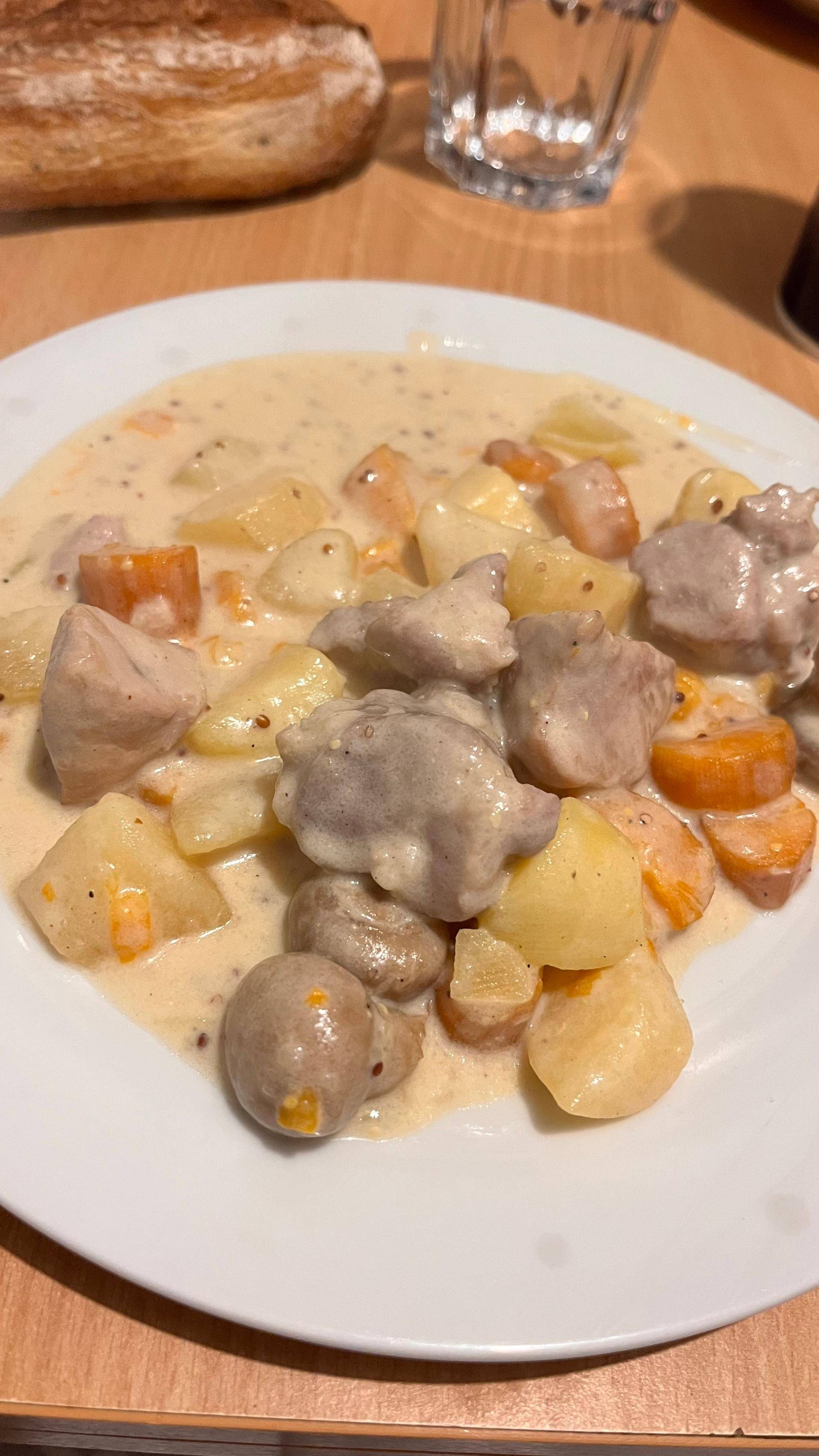 Sauté de porc a la crème et moutarde ancienne - Recepten Cookeo V3 | Moulinex