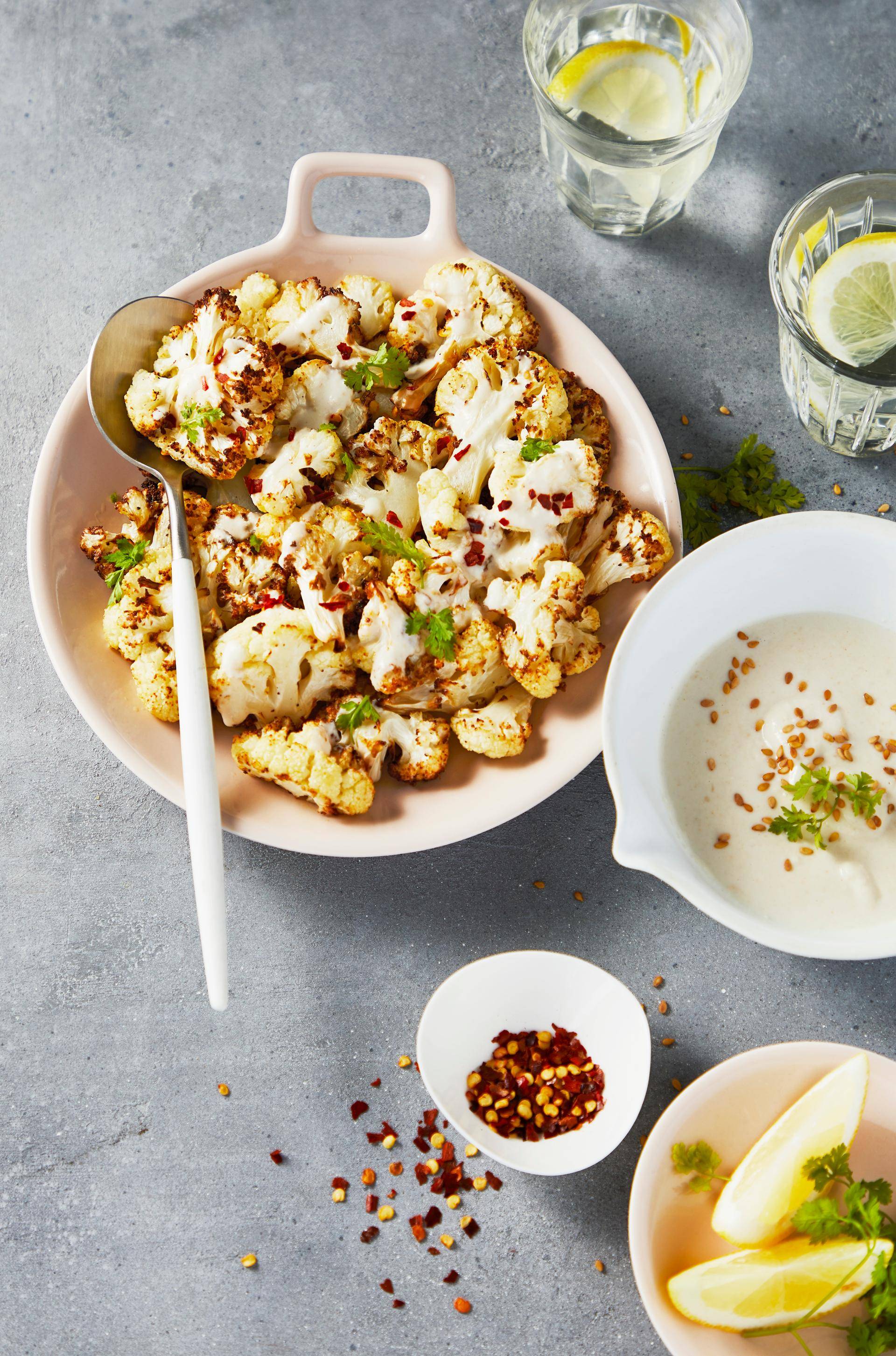 Chou-fleur rôti, sauce au citron - Recette EASY FRY GRILL & STEAM 3 in 1 | Moulinex