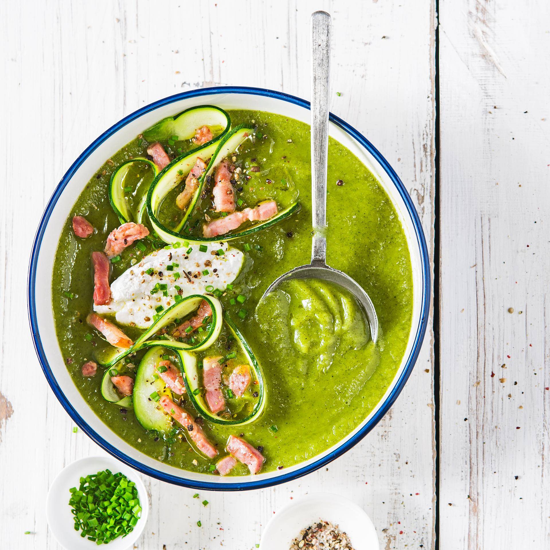 Soupe de courgettes chèvre lardons - Recette Companion | Moulinex