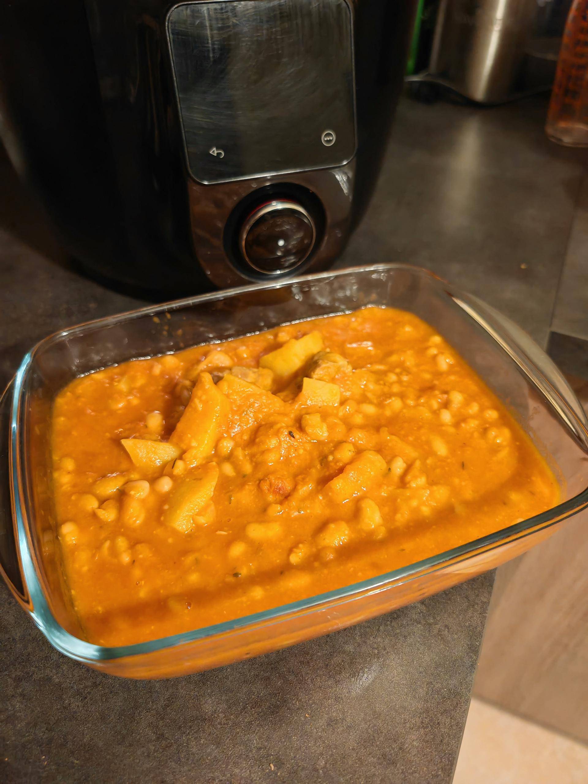 Haricots blanc et filet mignon à la sauce tomate. - Recette Cookeo Infinity Autostir | Moulinex