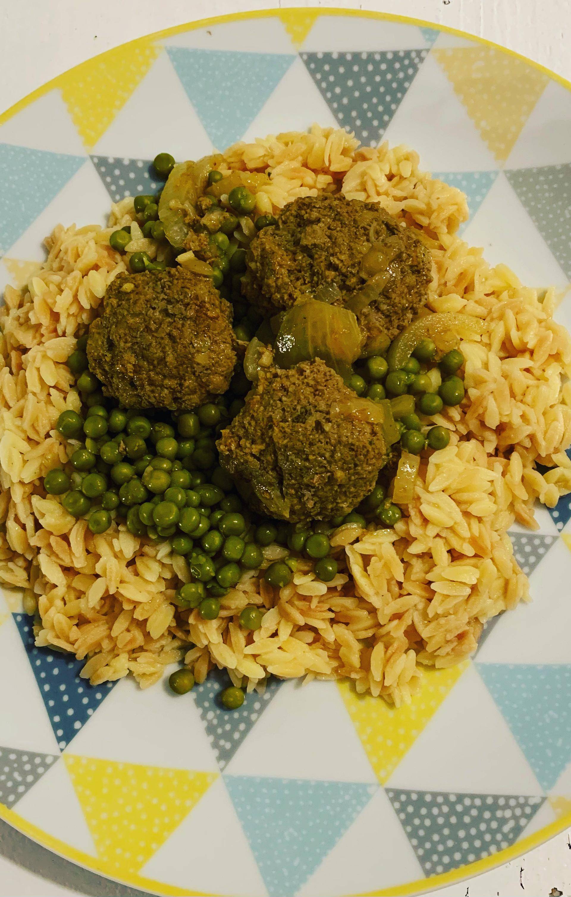 Boulettes de bœuf , petits pois et langues d’oiseaux - Recette Cookeo V3 | Moulinex