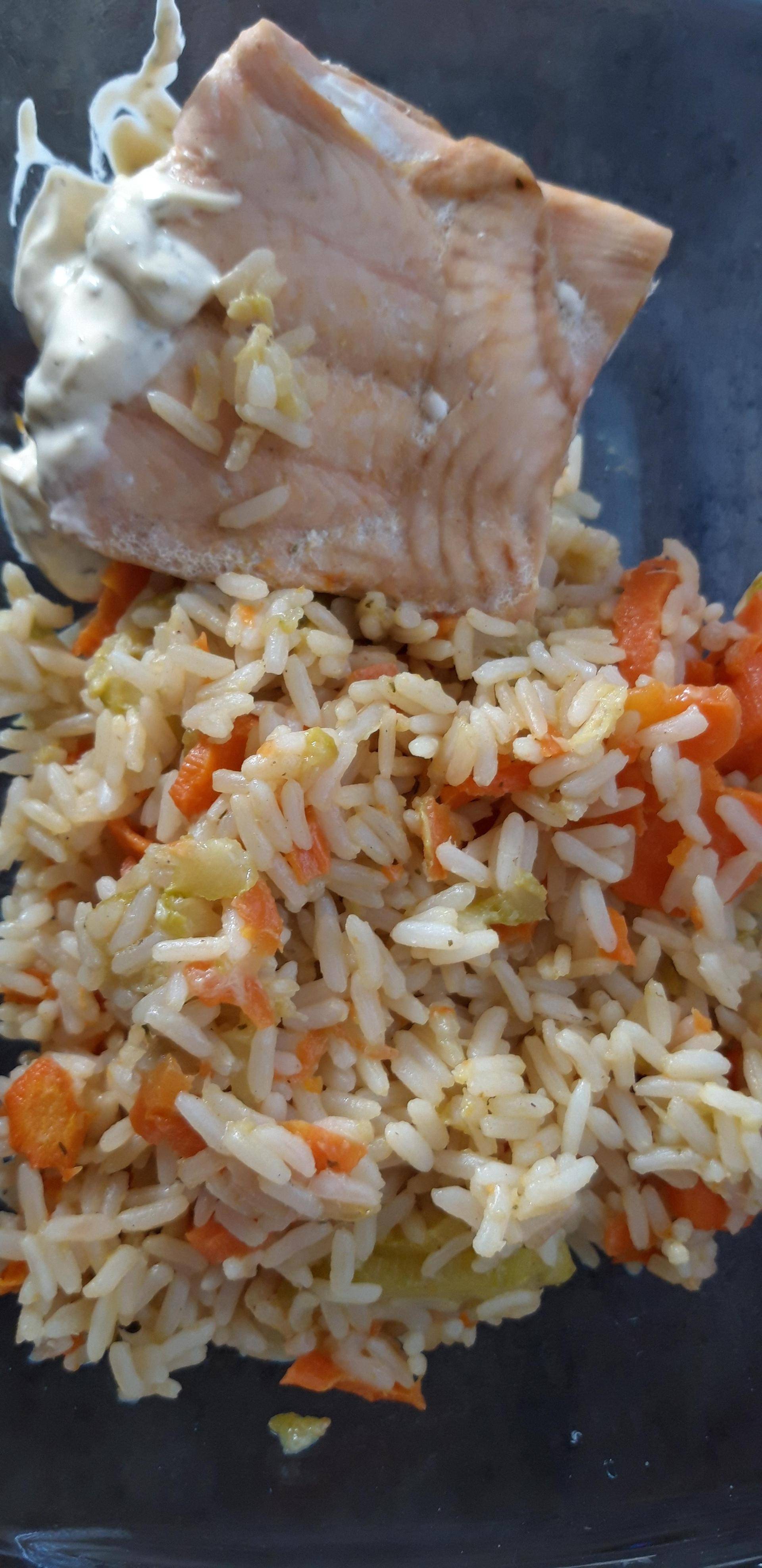 Filets de saumon, riz aux légumes - Recepten Cookeo | Moulinex