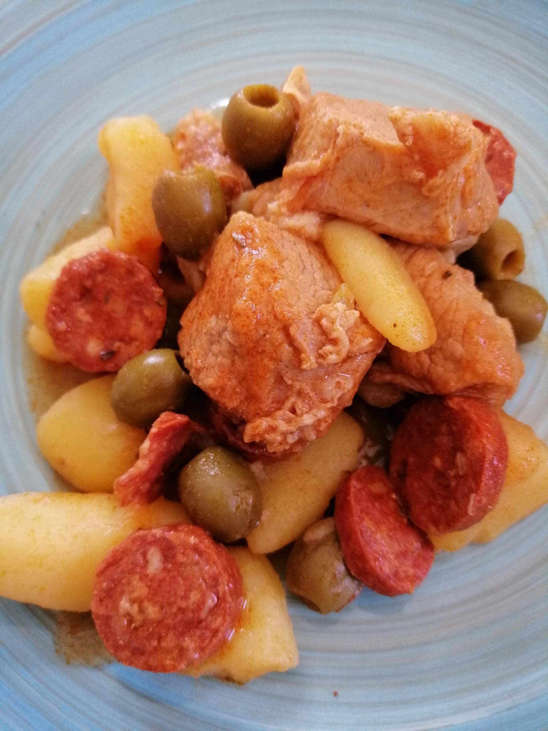 Veau au chorizo, olives et pommes de terre - Recette Companion Connect XL | Moulinex