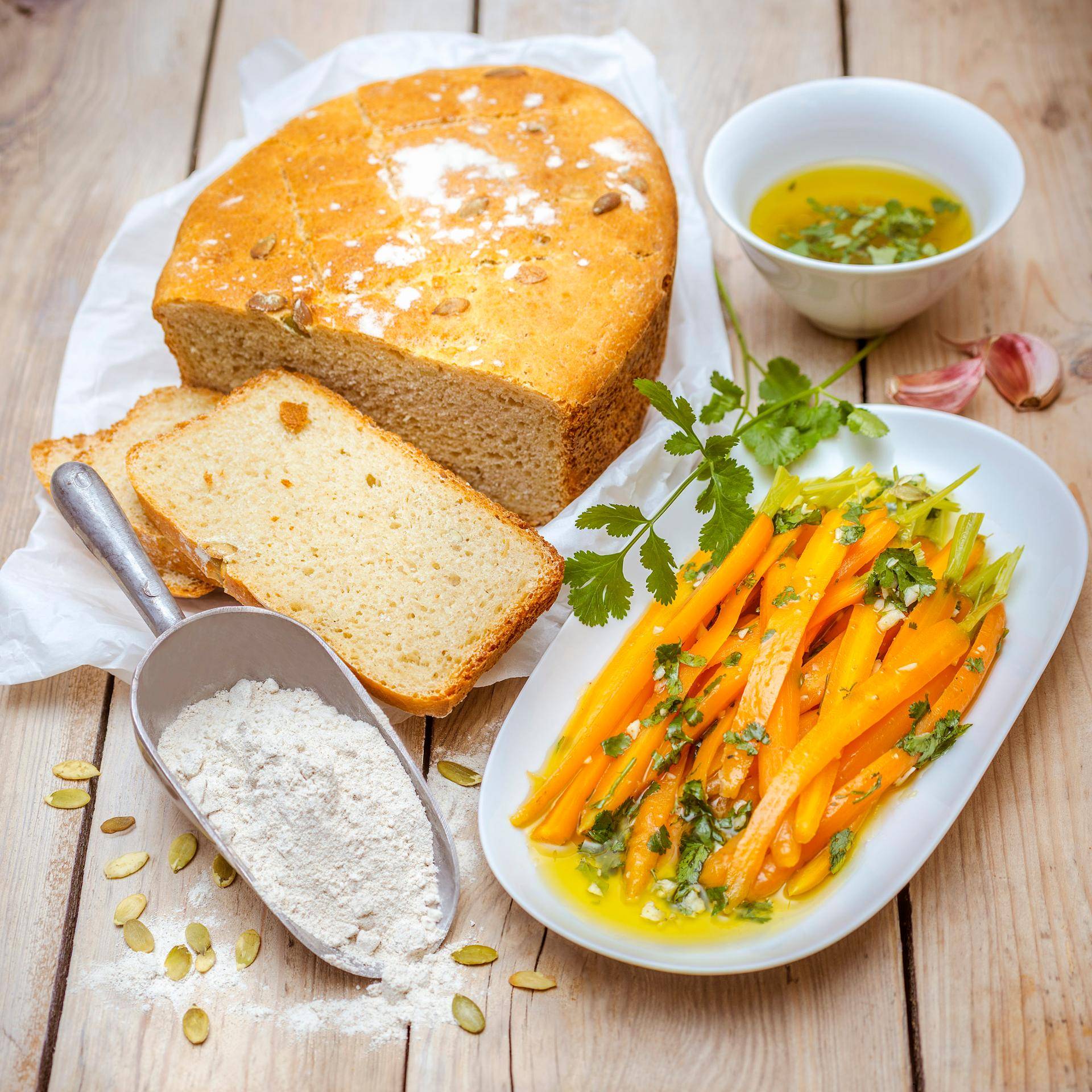 Pain cocotte aux graines de courges et minis carottes relevées - Recepten Companion Connect | Moulinex