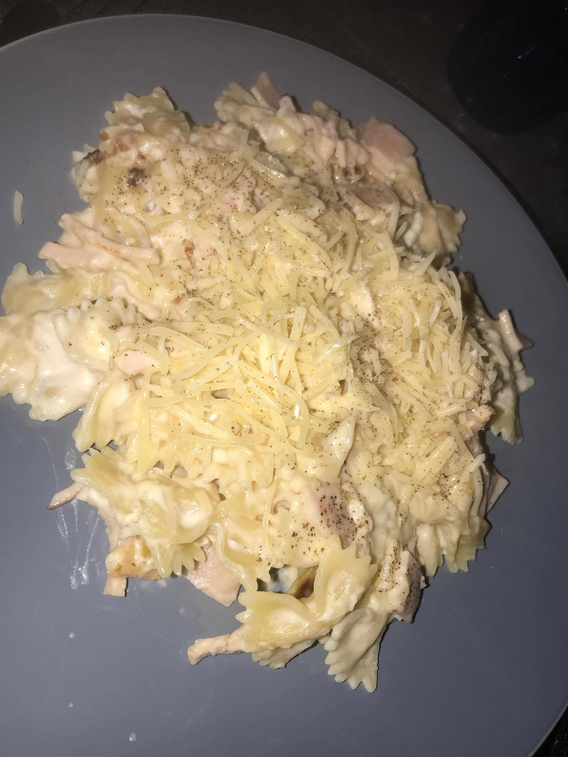 Pâte carbonara avec des allumettes de poulet - Recepten Cookeo | Moulinex