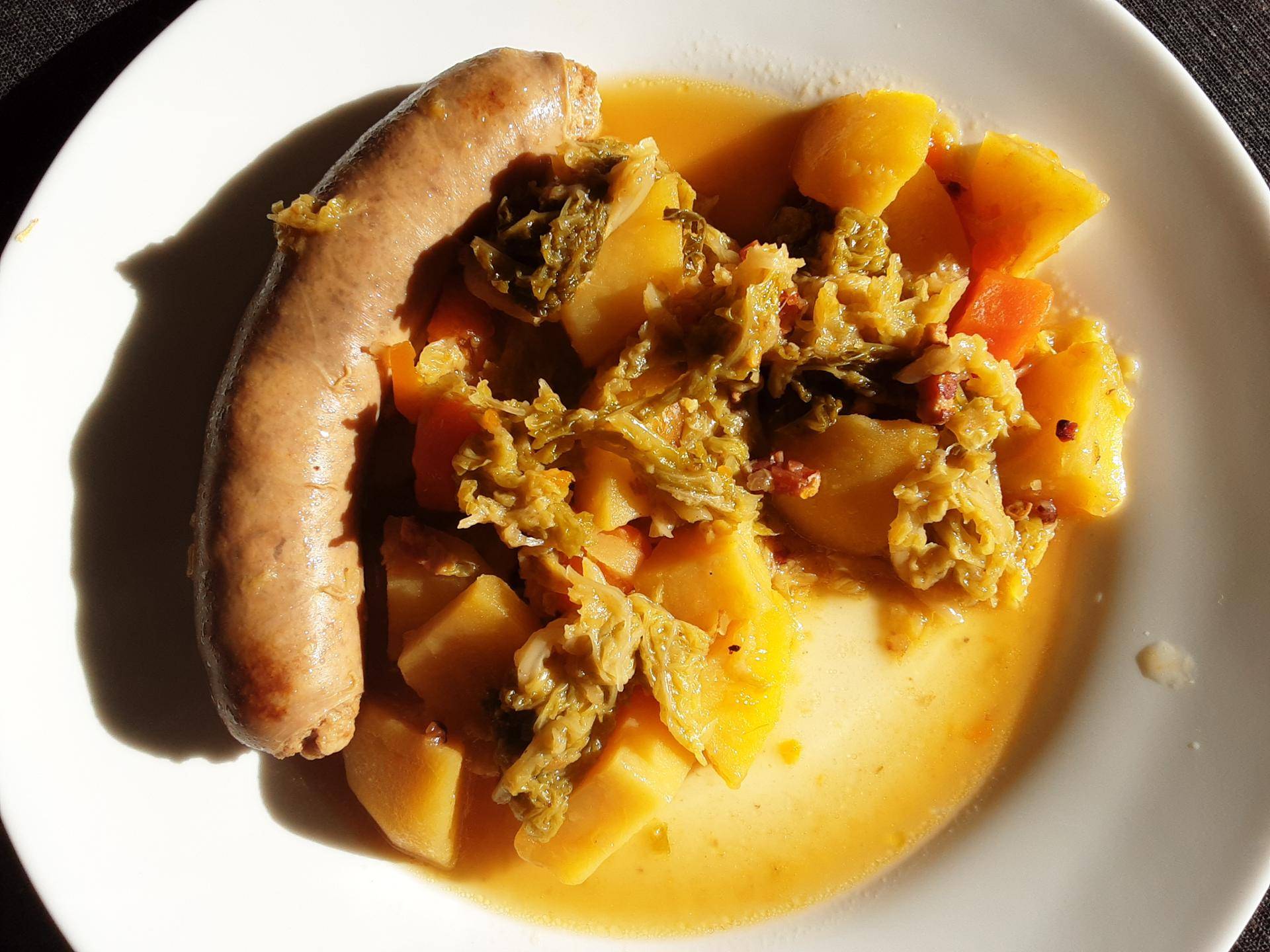 Saucisses chou et légumes - Recette Cookeo | Moulinex